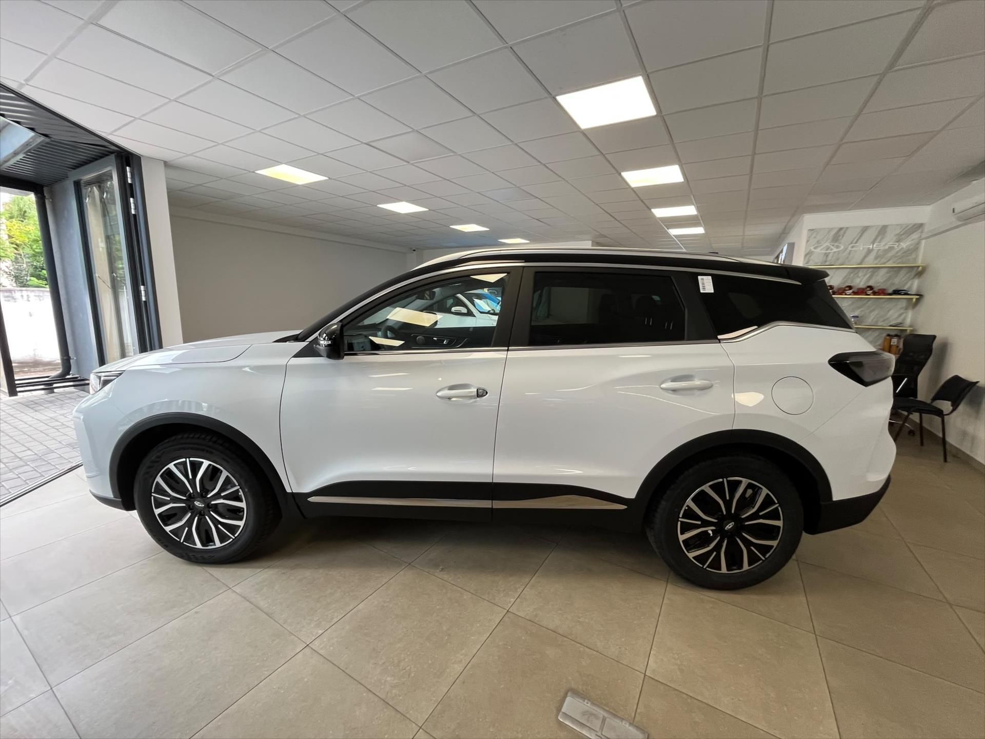 Chery Tiggo 7 PHEV, 1,5   Unique - fotka 4