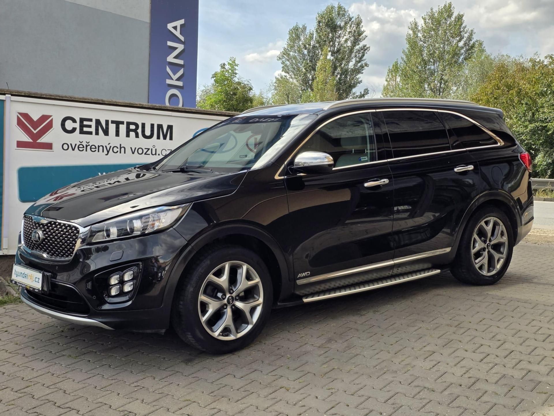 Kia Sorento, 2.2PREMIUM-AUTOMAT-KŮŽE-XENONY - fotka 5