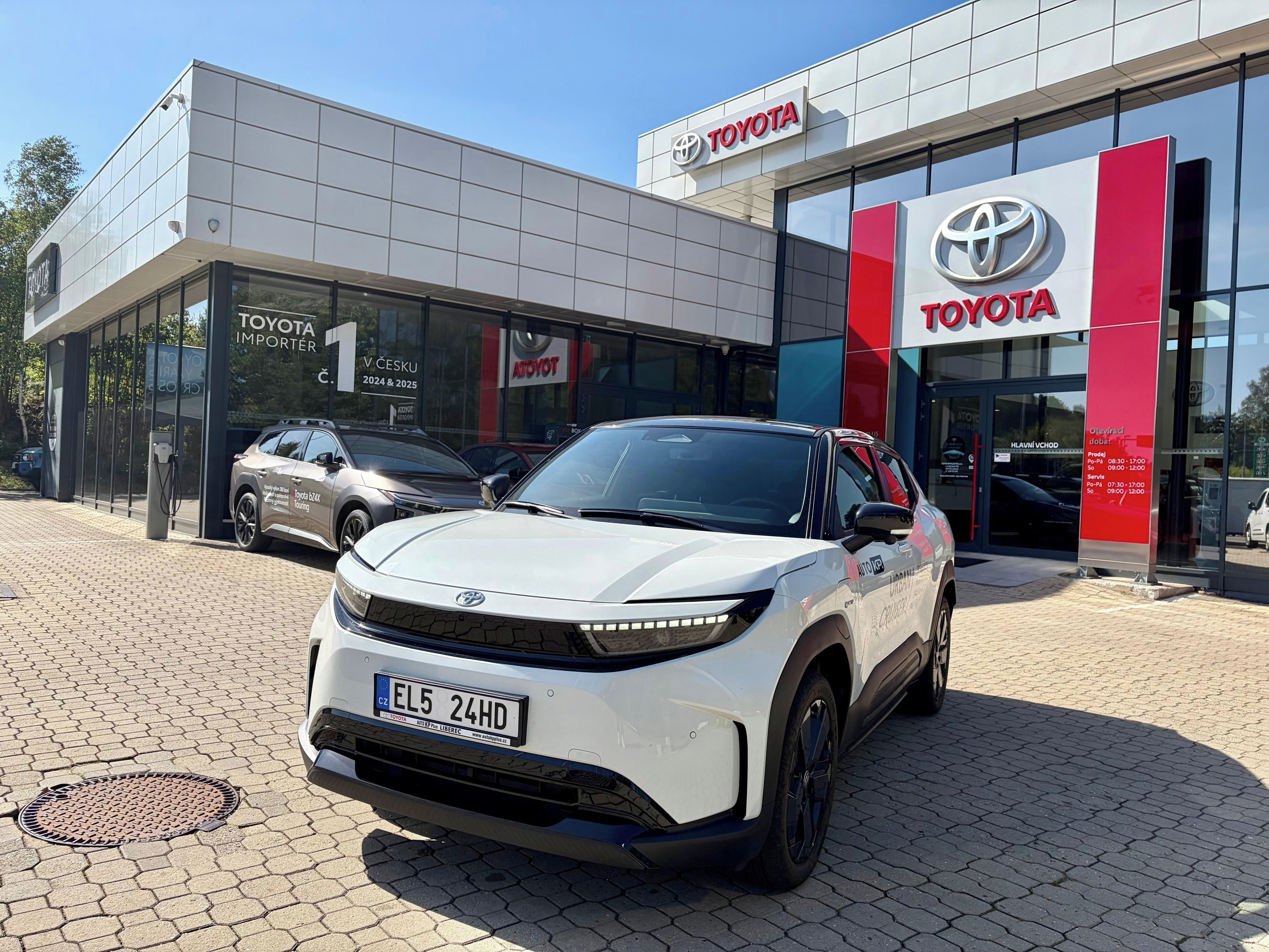 Toyota Urban Cruiser, 174k Executive EV