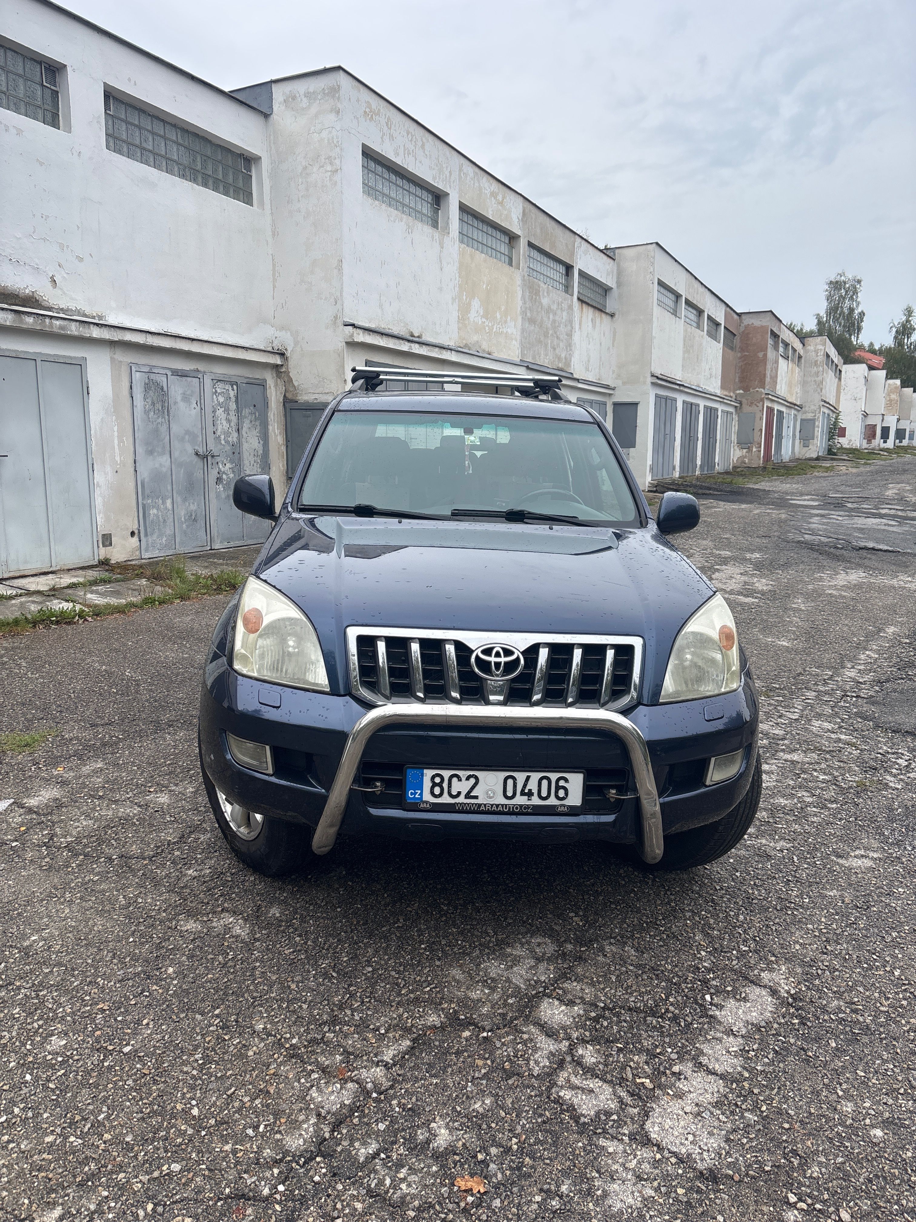 Toyota Land Cruiser