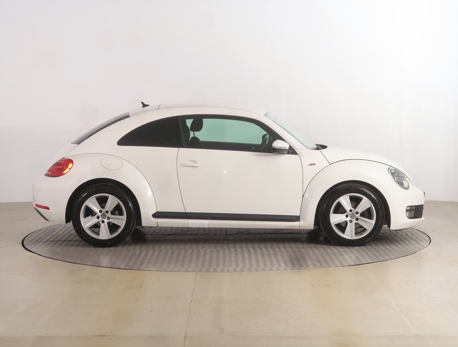 Volkswagen Beetle, 1.2 TSI, Serv.kniha - fotka 6