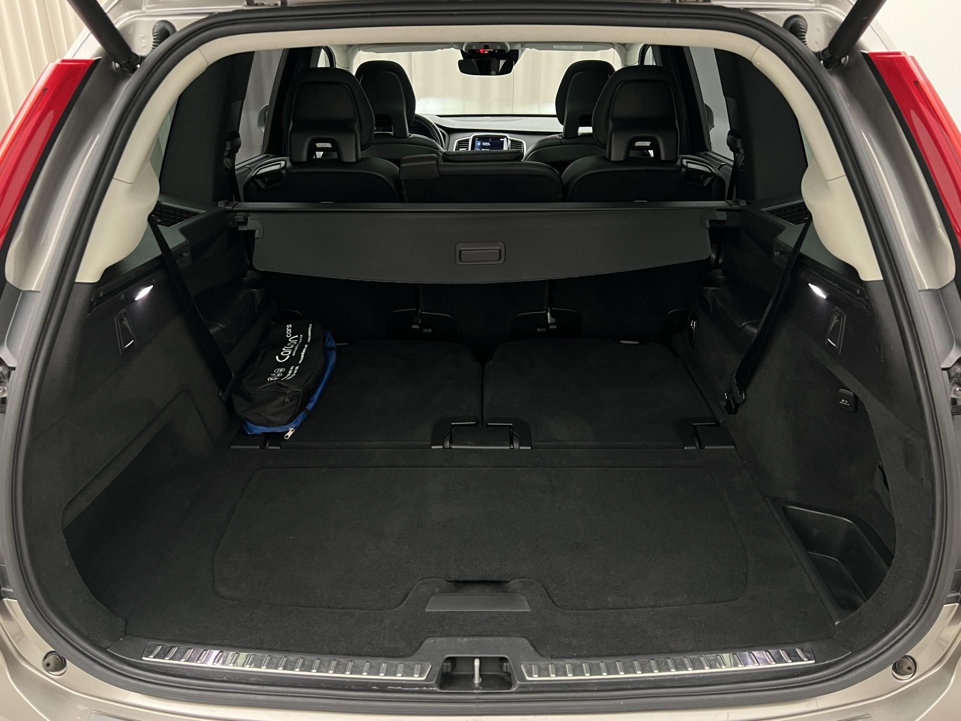 Volvo XC90, B5 AWD INSCRIPTION 7 MÍST - fotka 5