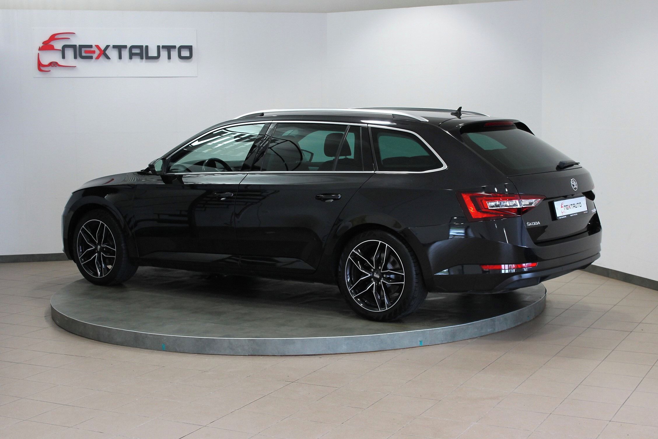 Škoda Superb, 2.0 TDI 110kW DSG,STYLE, TAŽNÉ - fotka 3
