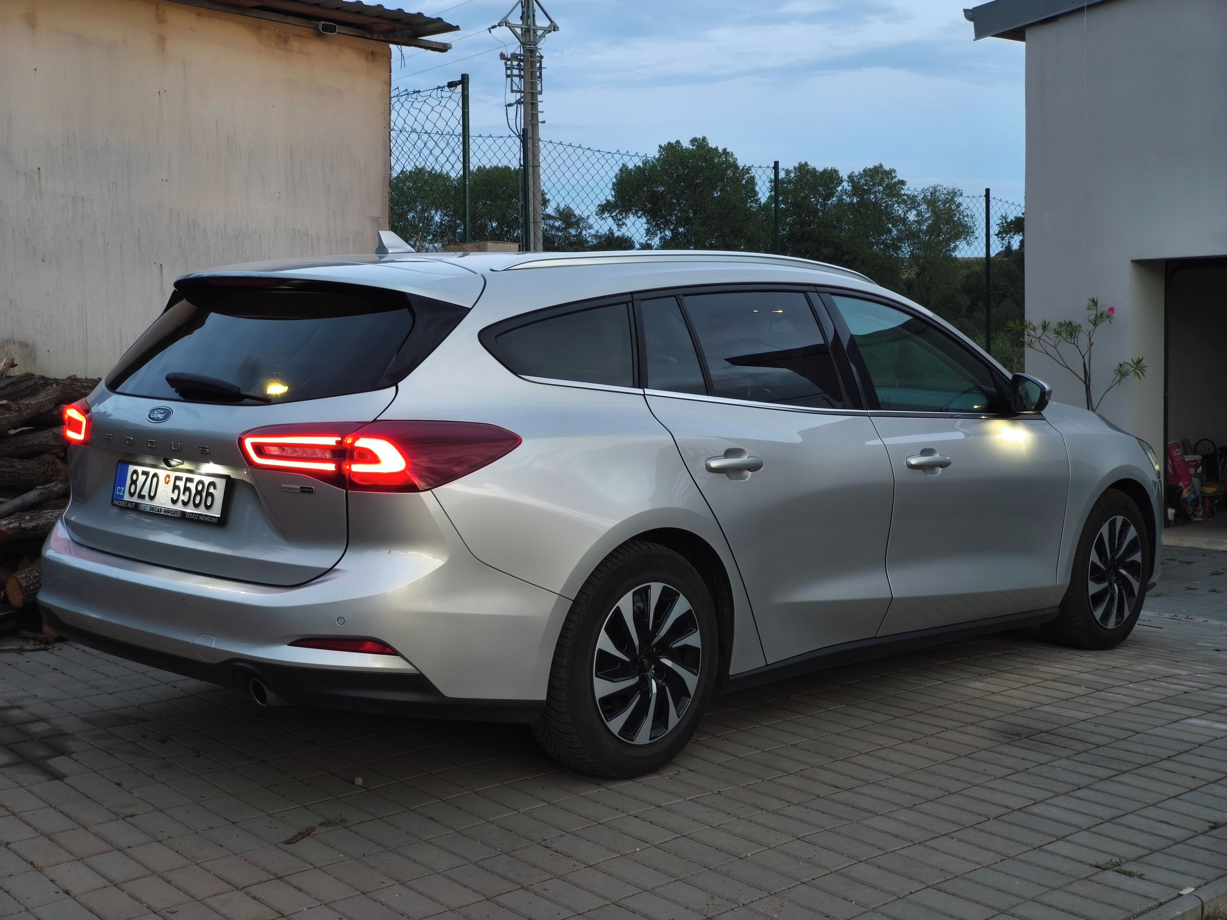 Ford Focus, 1.0 Titanium X Navi/LED/servis - fotka 6