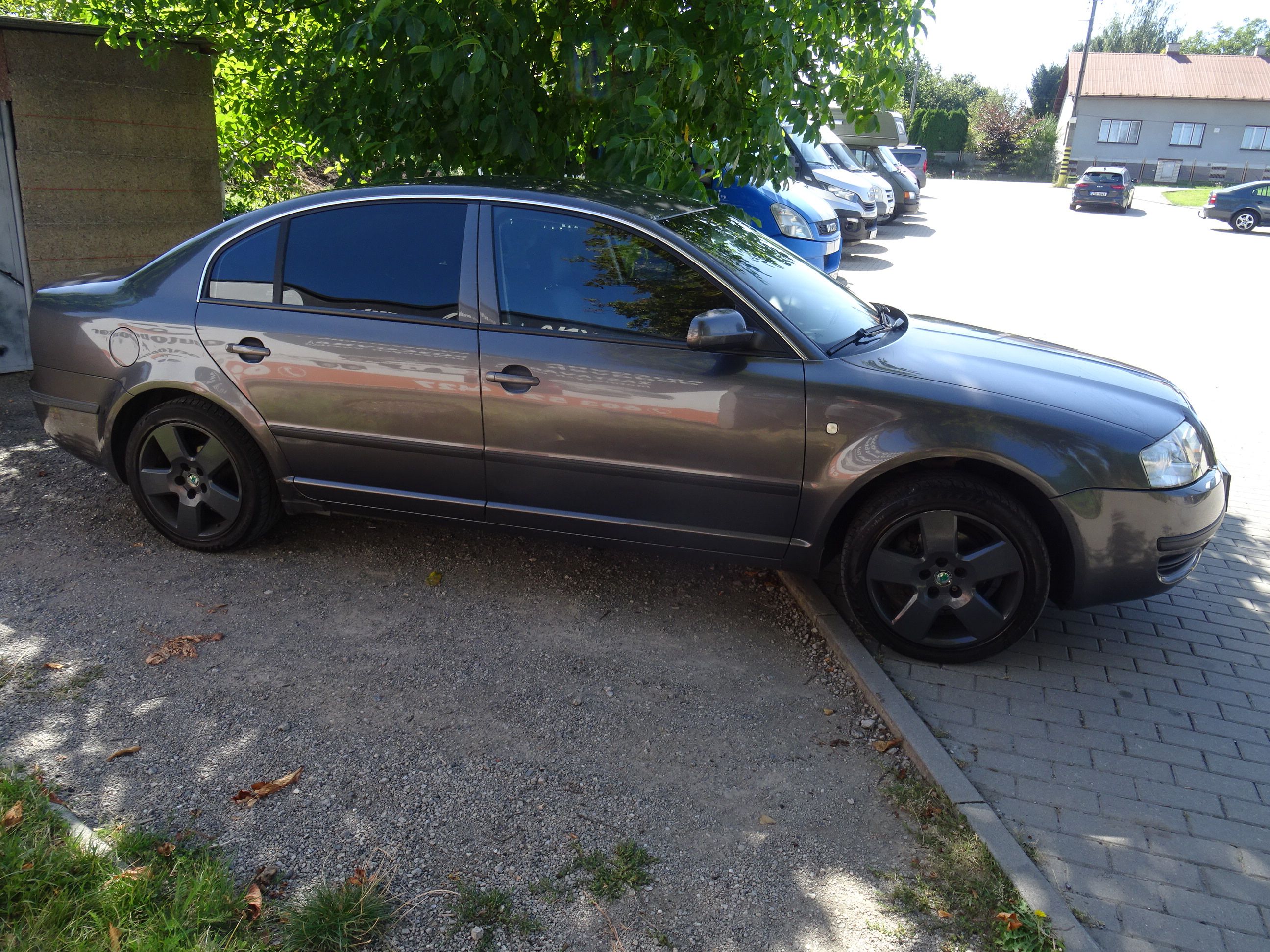 Škoda Superb, 1.9 TDI - fotka 2