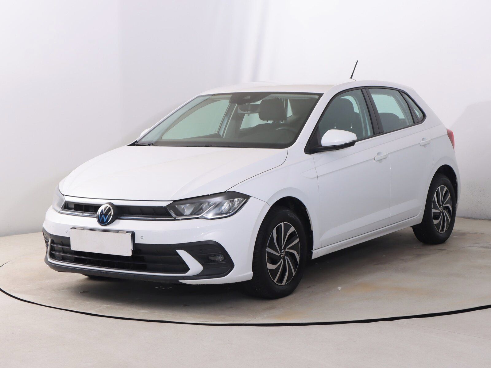 Volkswagen Polo, 1.0 TSI, Serv.kniha - fotka 2
