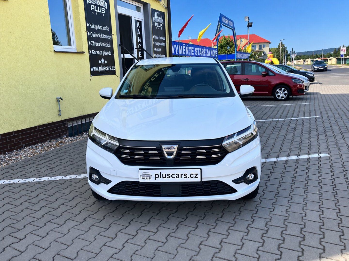 Dacia Sandero, 1,0i (67kW)*STK DO 8/2028* - fotka 3
