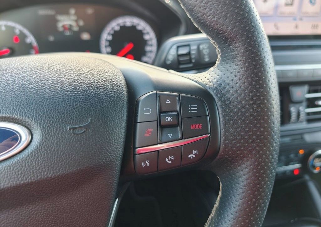 Ford Focus, ST PERFORMANCE, B&O, adapt.t. - fotka 4