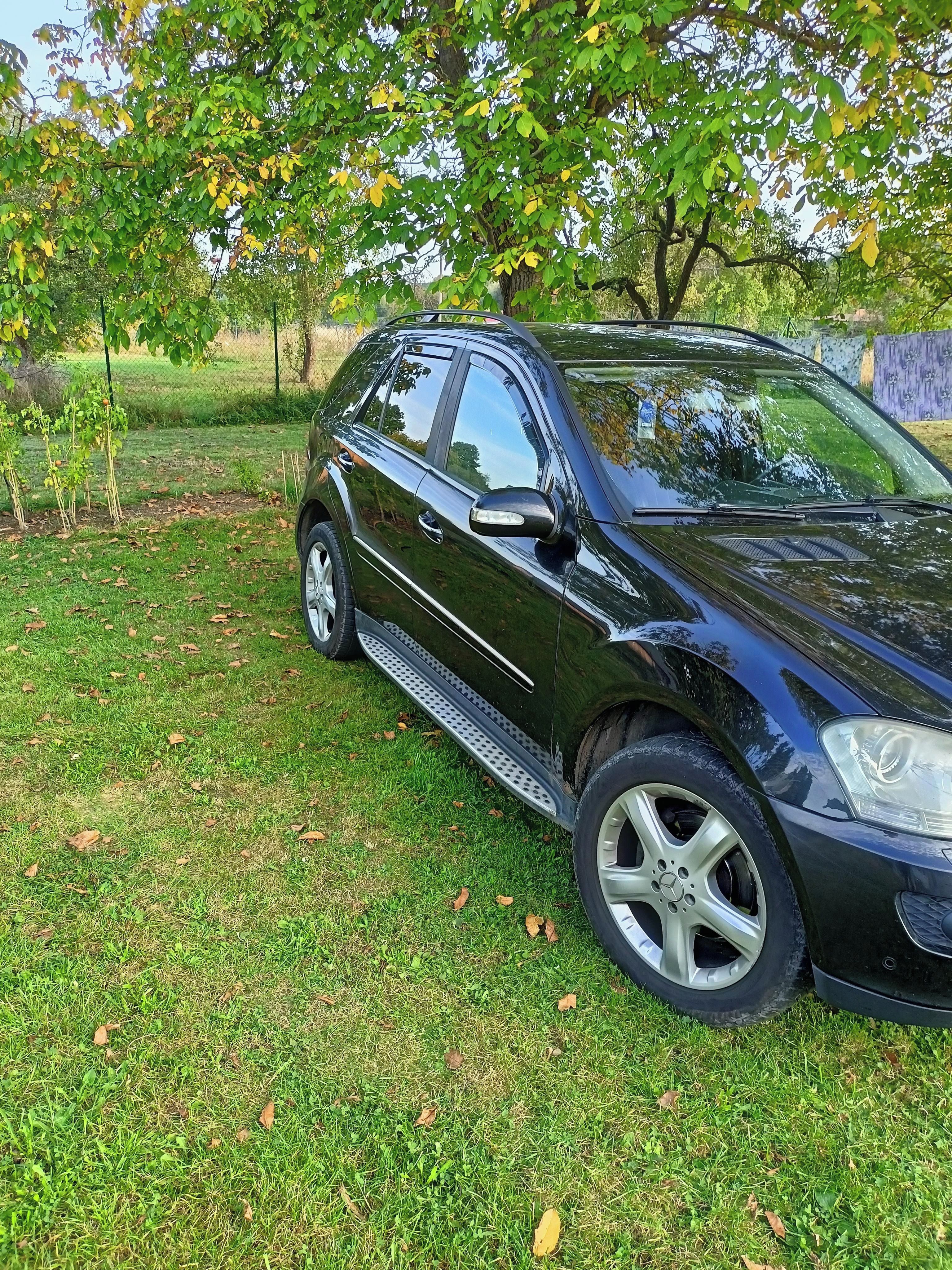 Mercedes-Benz ML - fotka 3