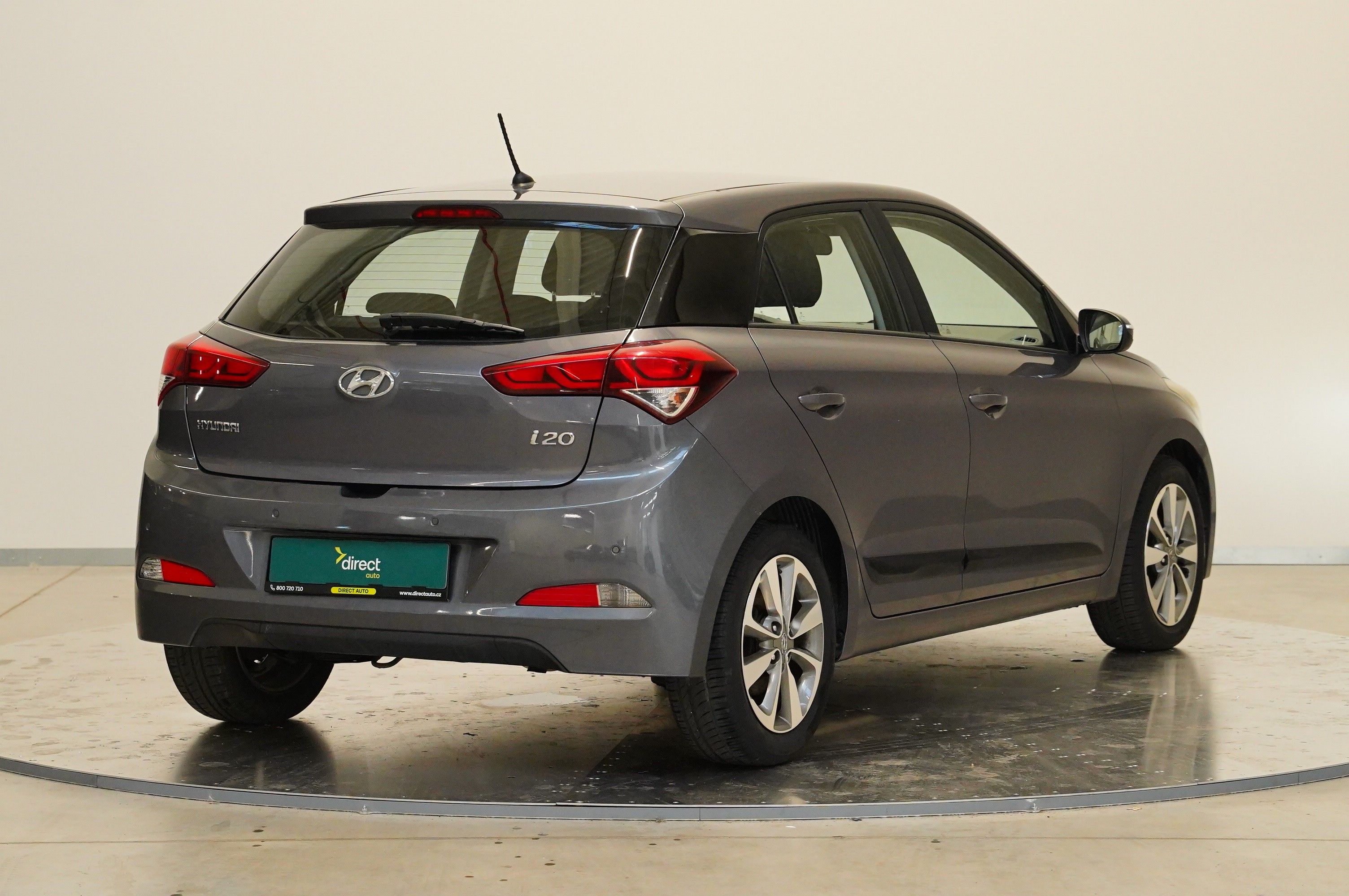 Hyundai i20, 1.2 MPI 62 kW - fotka 3