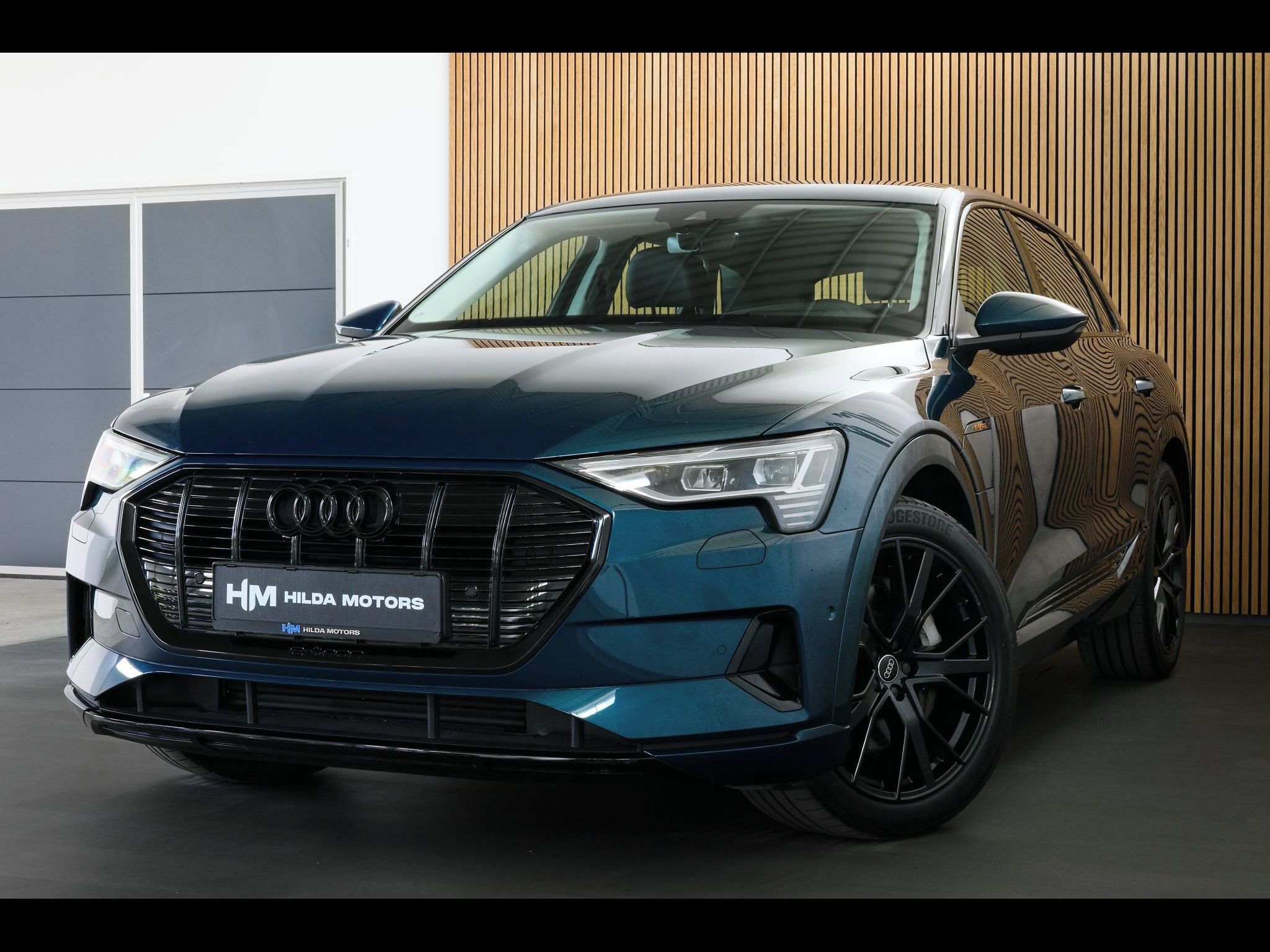 Audi e-tron, 55 300kW Kessy ACC HUD ZÁRUKA - fotka 4