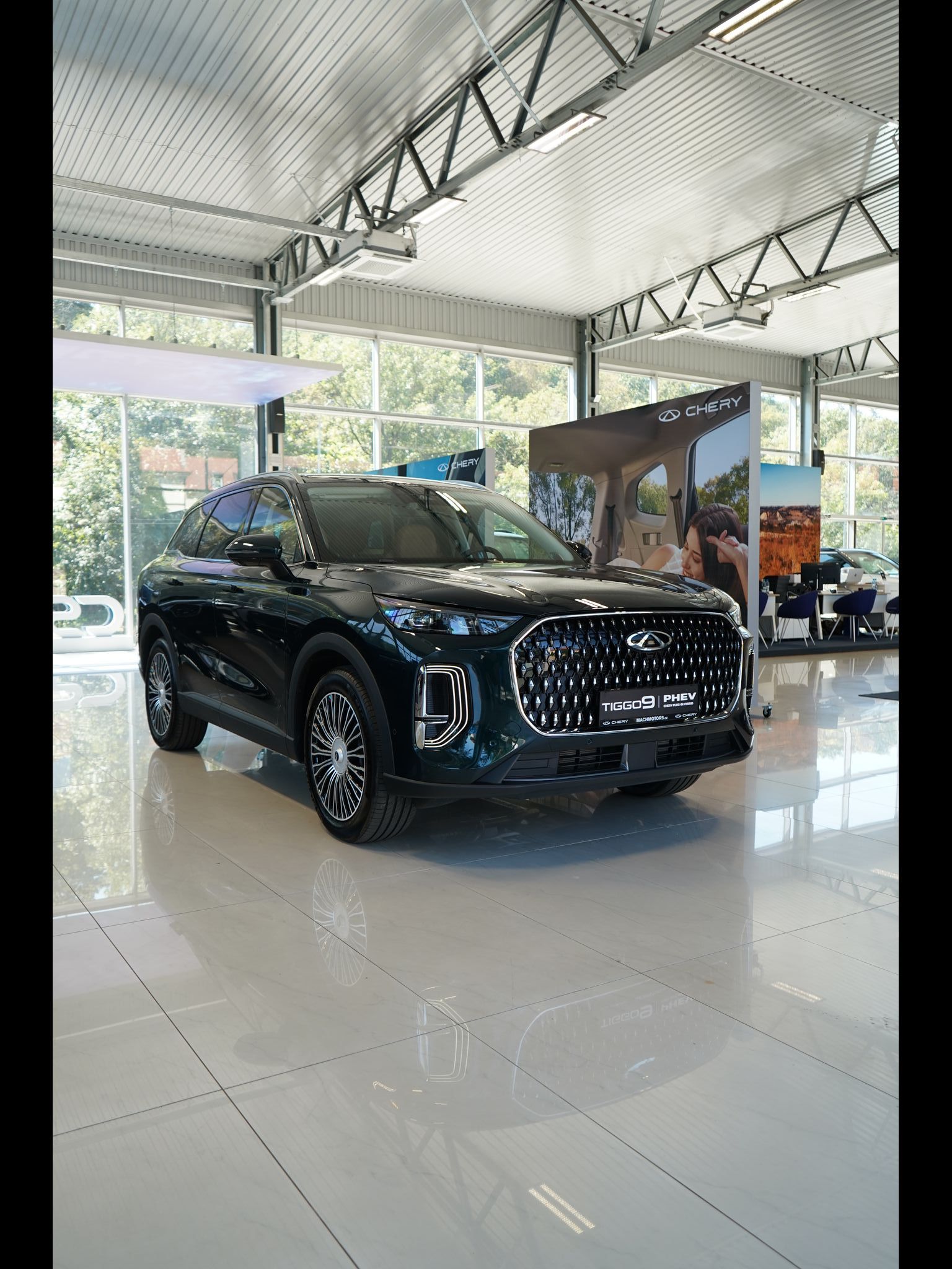 Chery Tiggo 9 PHEV, UNIQUE 1.5 TGDI PHEV - fotka 4