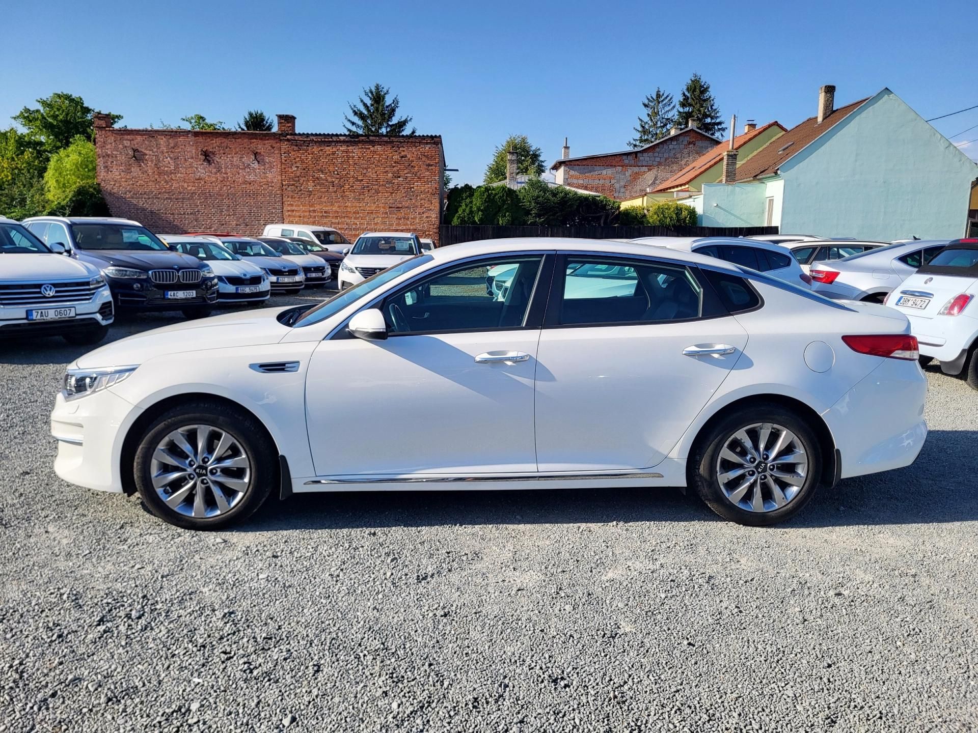 Kia Optima, 1.7 CRDi 16V 104kW EXCLUSIVE - fotka 2