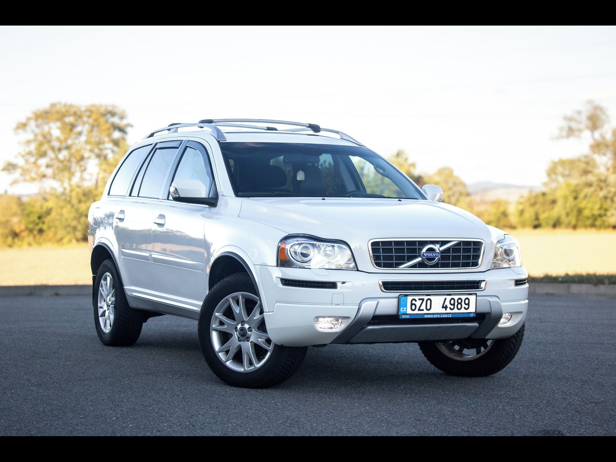 Volvo XC90 - fotka 3
