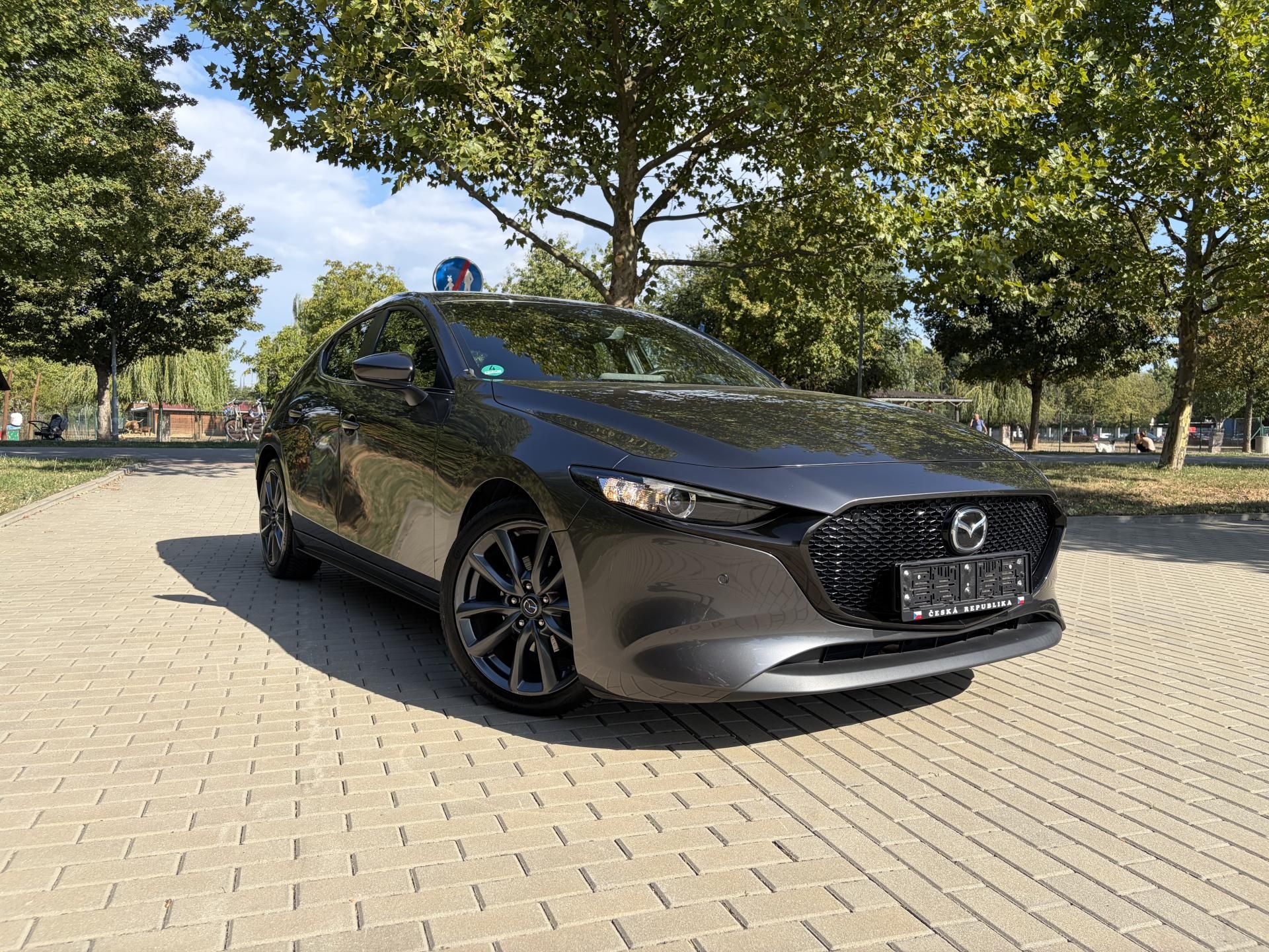 Mazda 3, 2.0 Skyactiv-G Mild-Hybrid - fotka 2