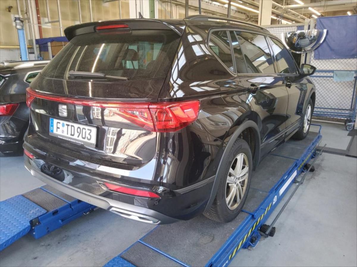 Seat Tarraco, 2,0 TDI MANUÁL TAŽNÉ KAMERA - fotka 4