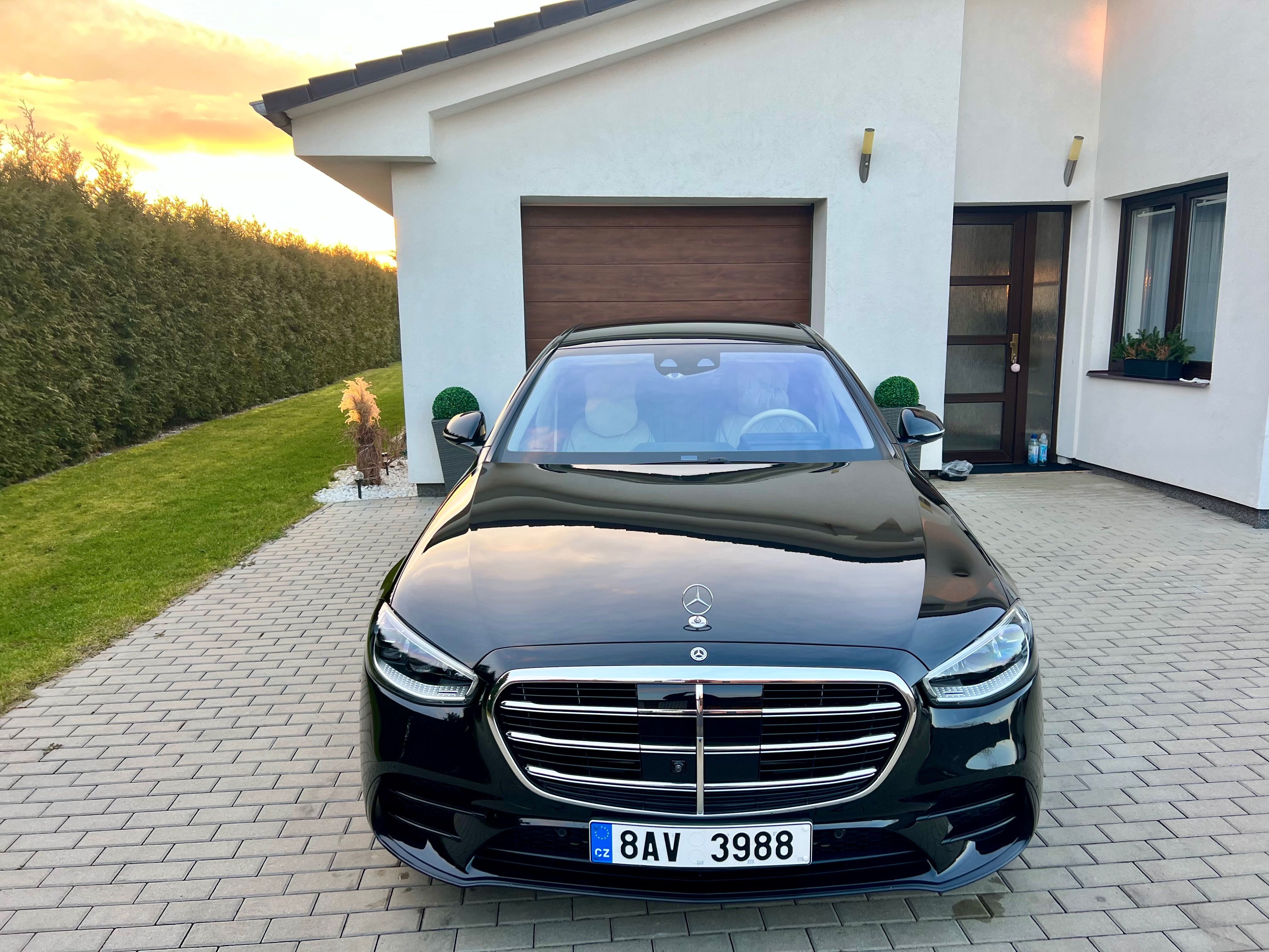 Mercedes-Benz Třídy S, 400D AMG Long - fotka 2