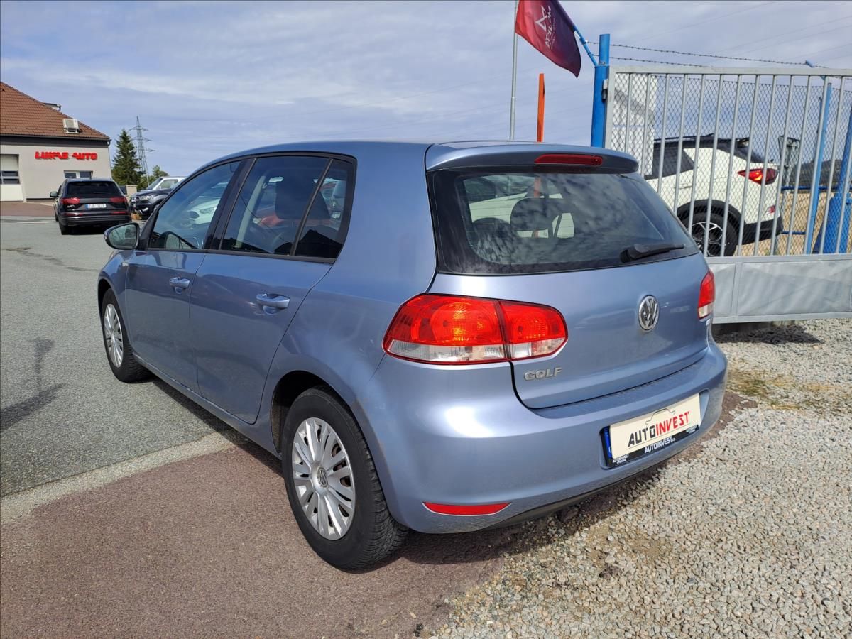 Volkswagen Golf, 1,4 MPI KLIMA - fotka 4