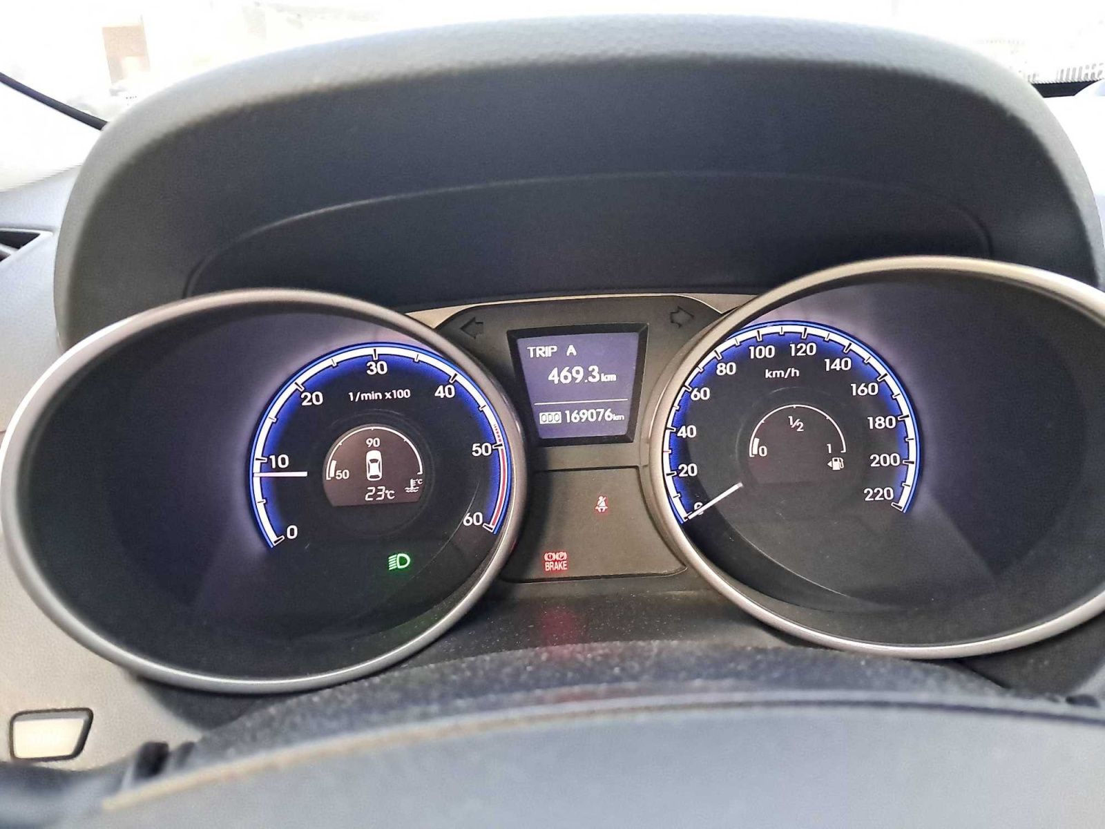 Hyundai ix35, 1.7 CRDi, Navi, Kožené sedačky - fotka 3