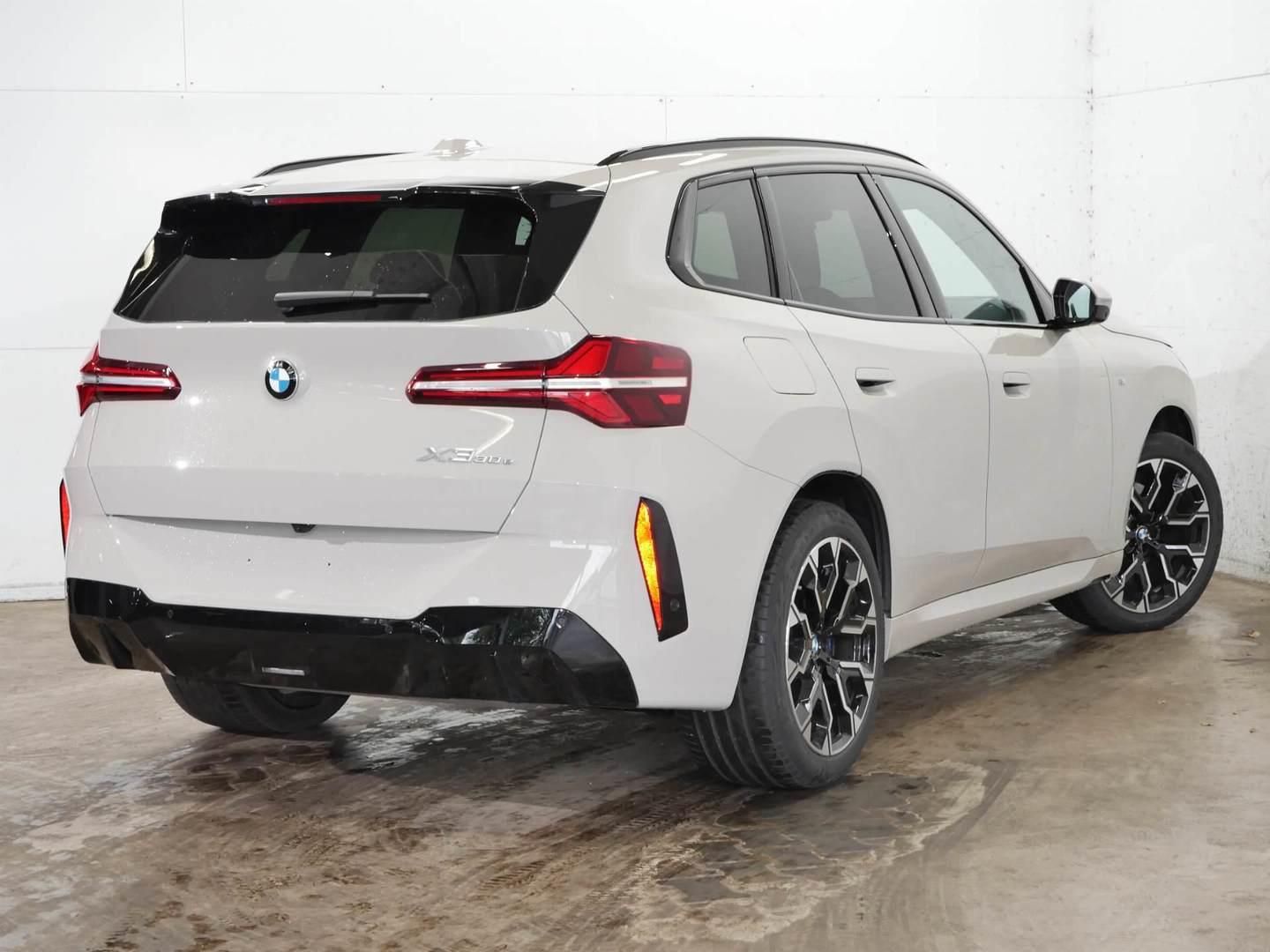 BMW X3, X3 30e xDrive Tažné - fotka 4