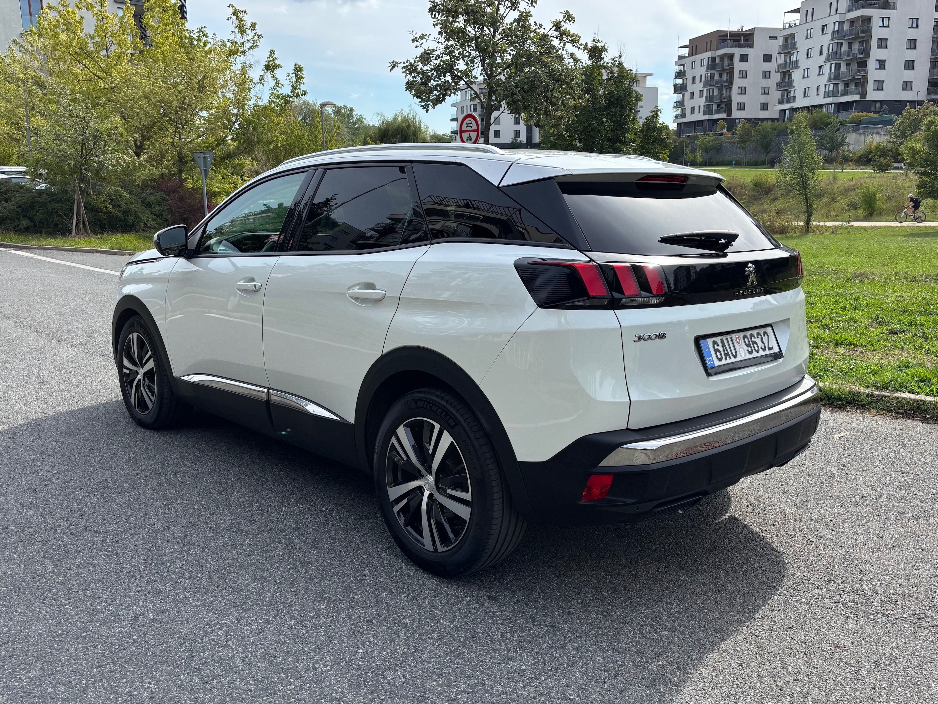 Peugeot 3008, Allure 2.0 BlueHDi 150k MAN6 - fotka 6