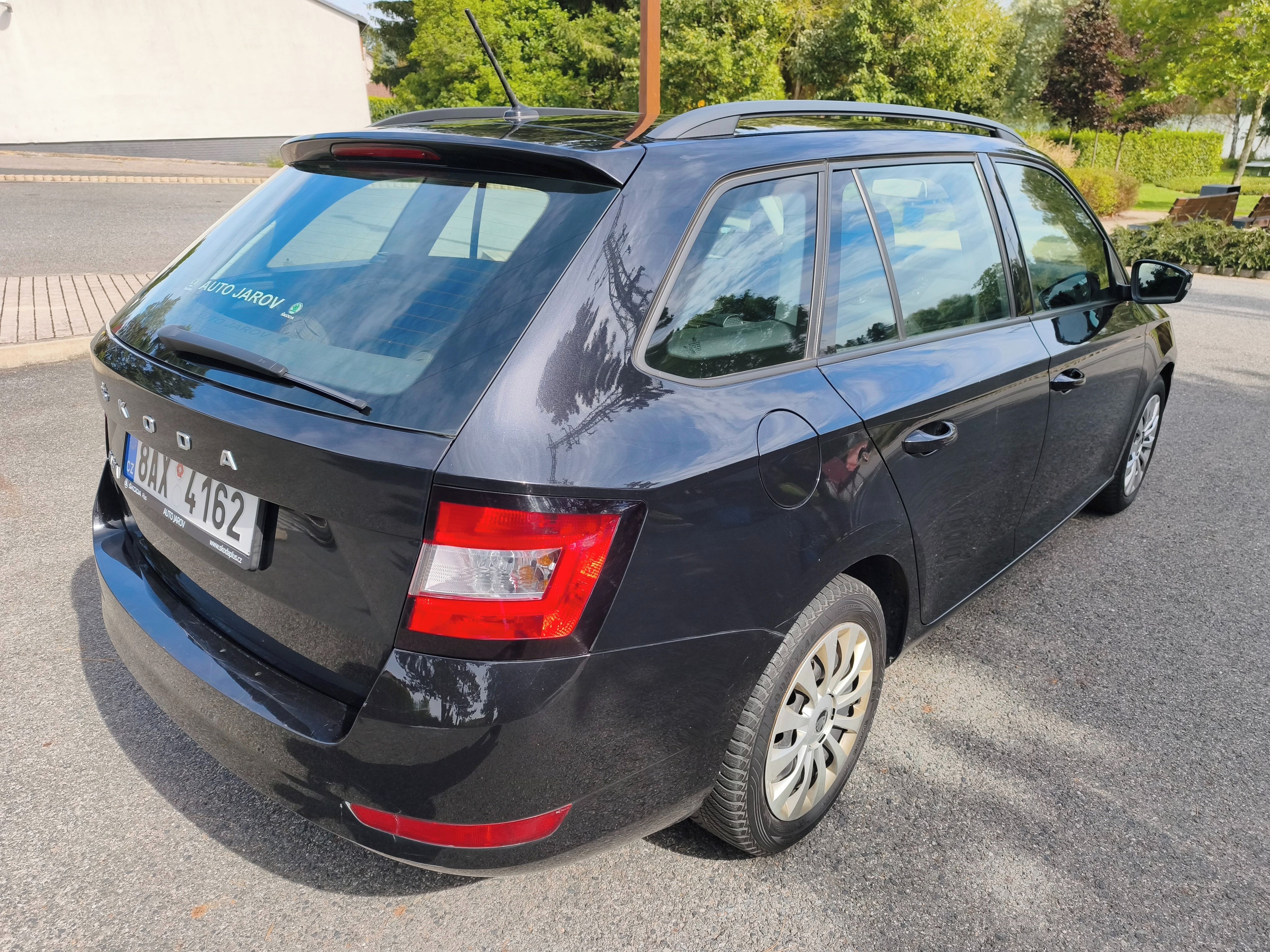 Škoda Fabia, 1,0 TSI Active Combi Tour Č.R. - fotka 5