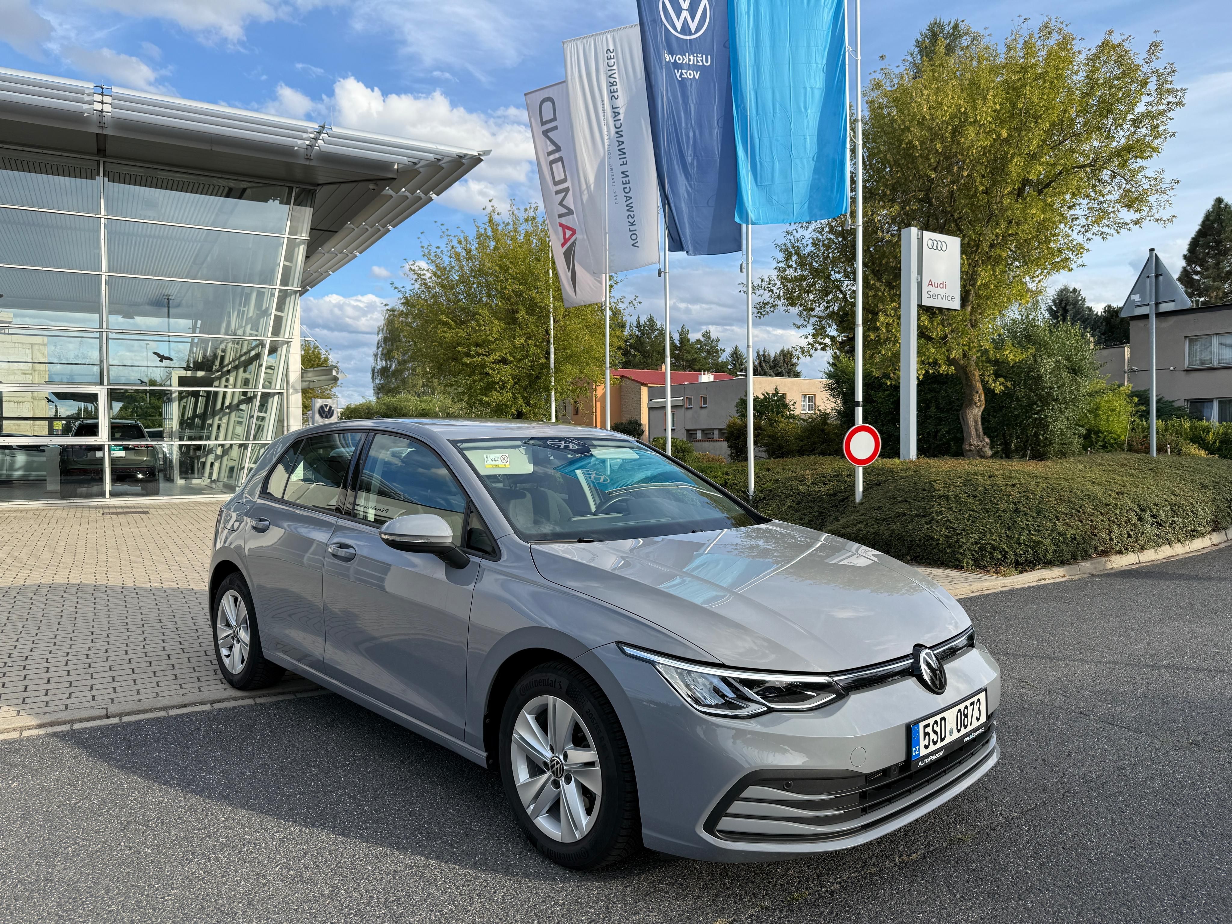 Volkswagen Golf, 1,5 TSi, původ ČR, servisní kn