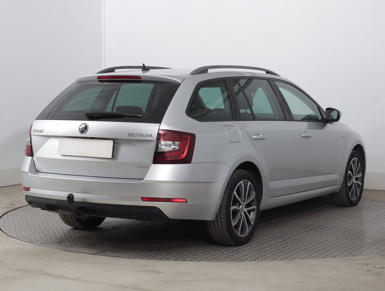 Škoda Octavia, 2.0 TDI, 4X4, Automat - fotka 5