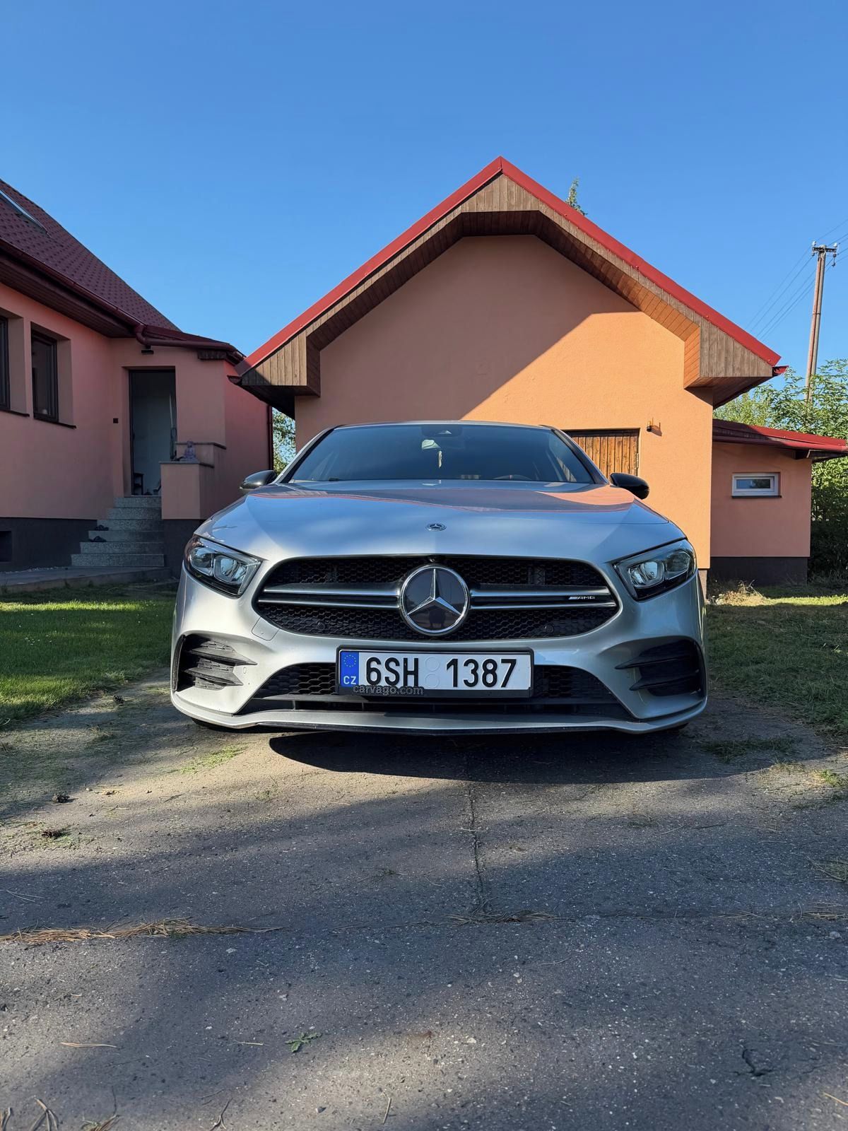 Mercedes-Benz Třídy A, A35 AMG 4MATIC - fotka 2