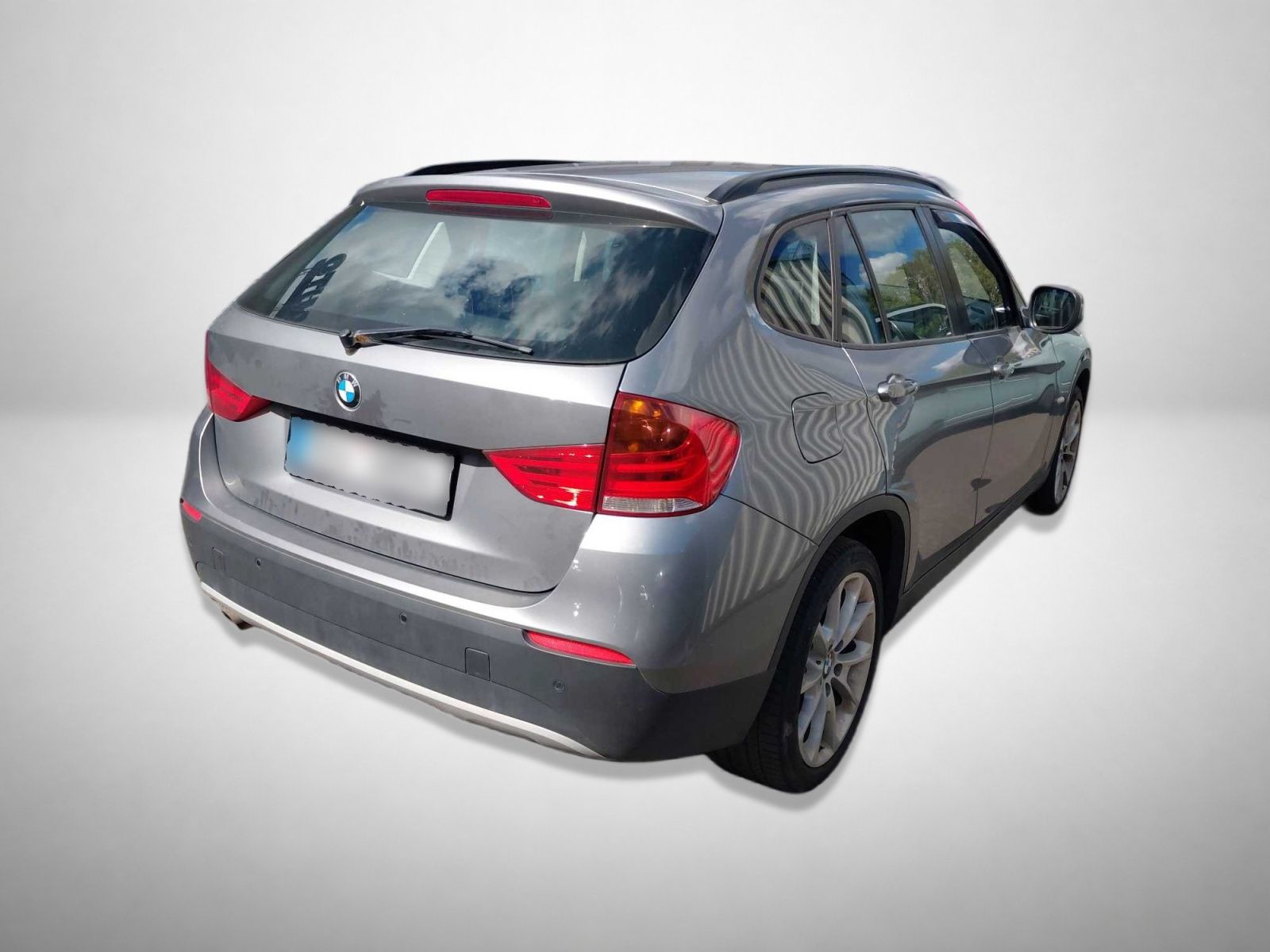 BMW X1, sDrive18d, Automatická klima - fotka 2