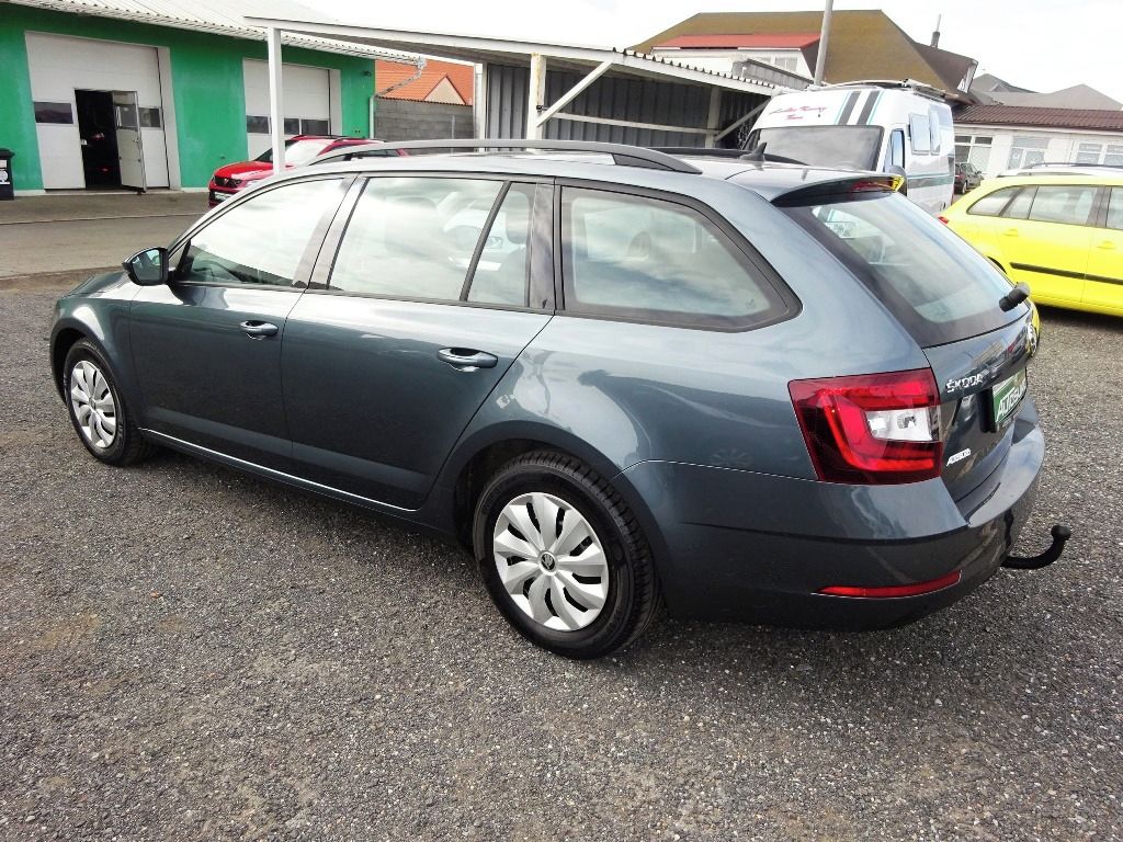 Škoda Octavia, COMBI III FC Amb.Plus - NAVI - fotka 4