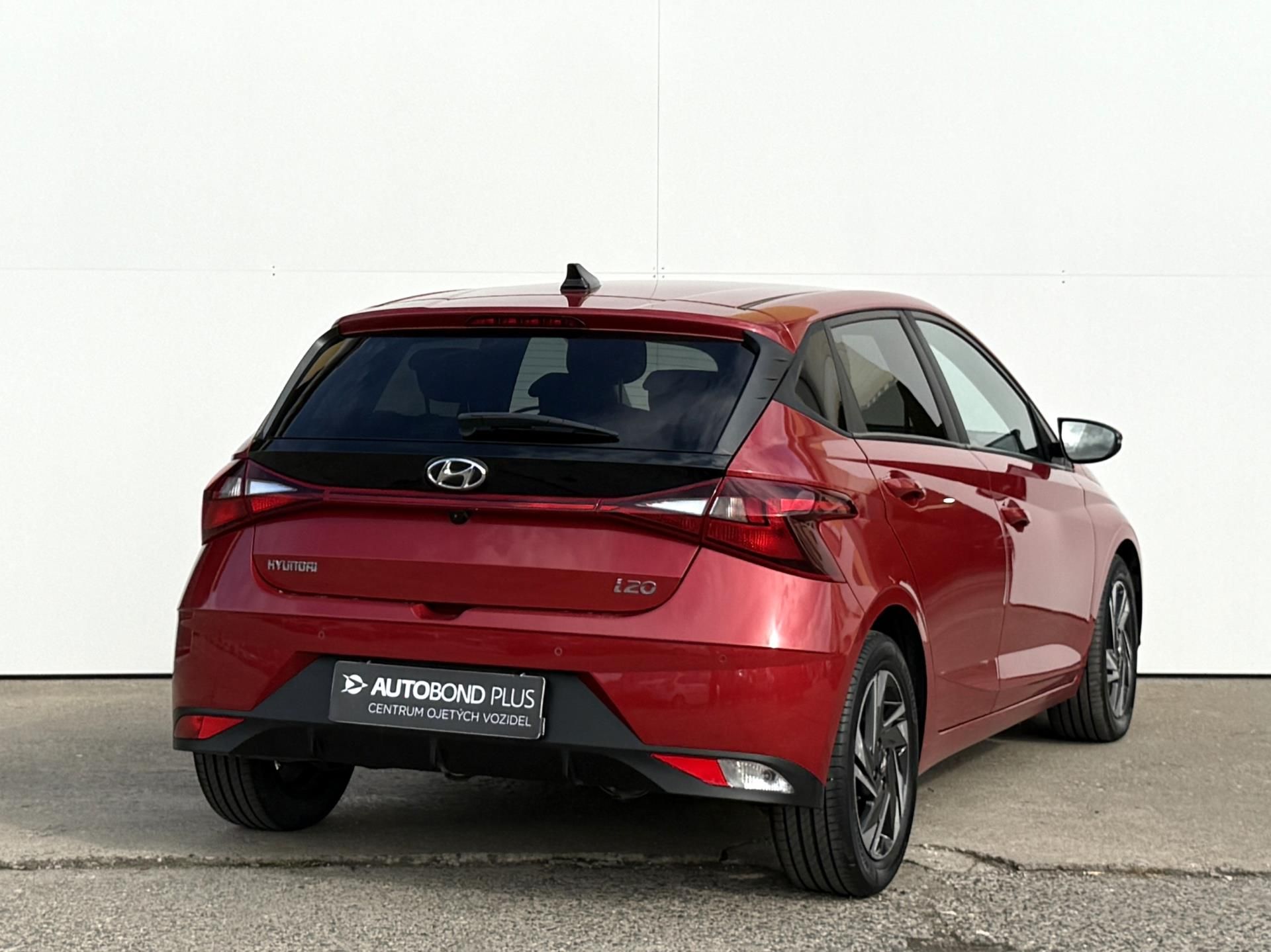Hyundai i20, 1.2i 62 kW SMART Climate - fotka 2