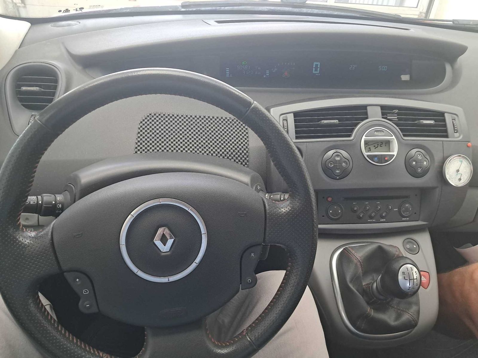Renault Scénic, 1.6 16V, ČR,1.maj - fotka 3