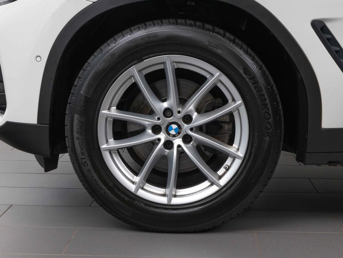 BMW X3, xDrive20d - fotka 6