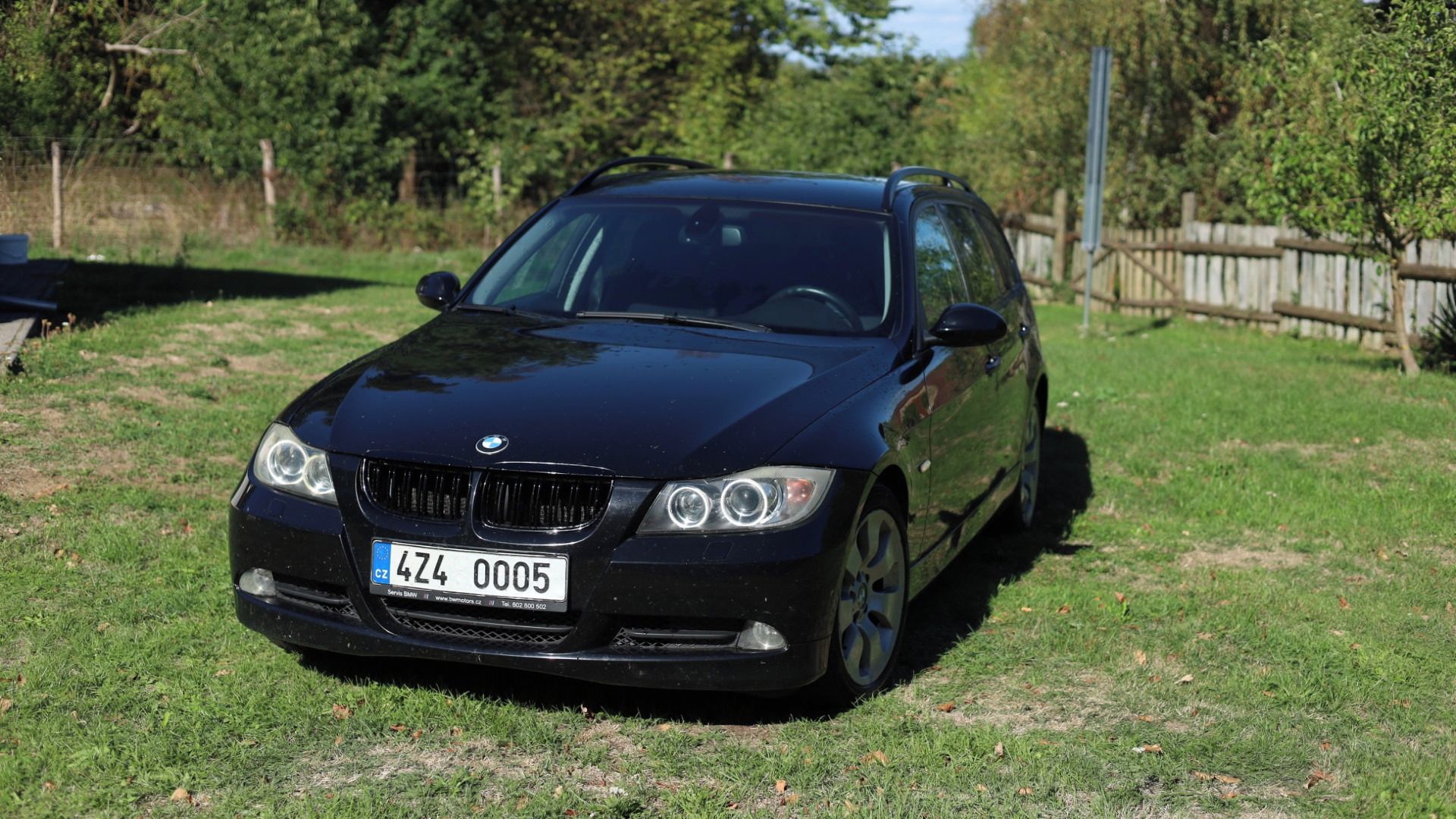 BMW Řada 3, 320 d E91