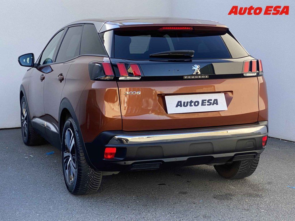 Peugeot 3008, 1.2,navi - fotka 6