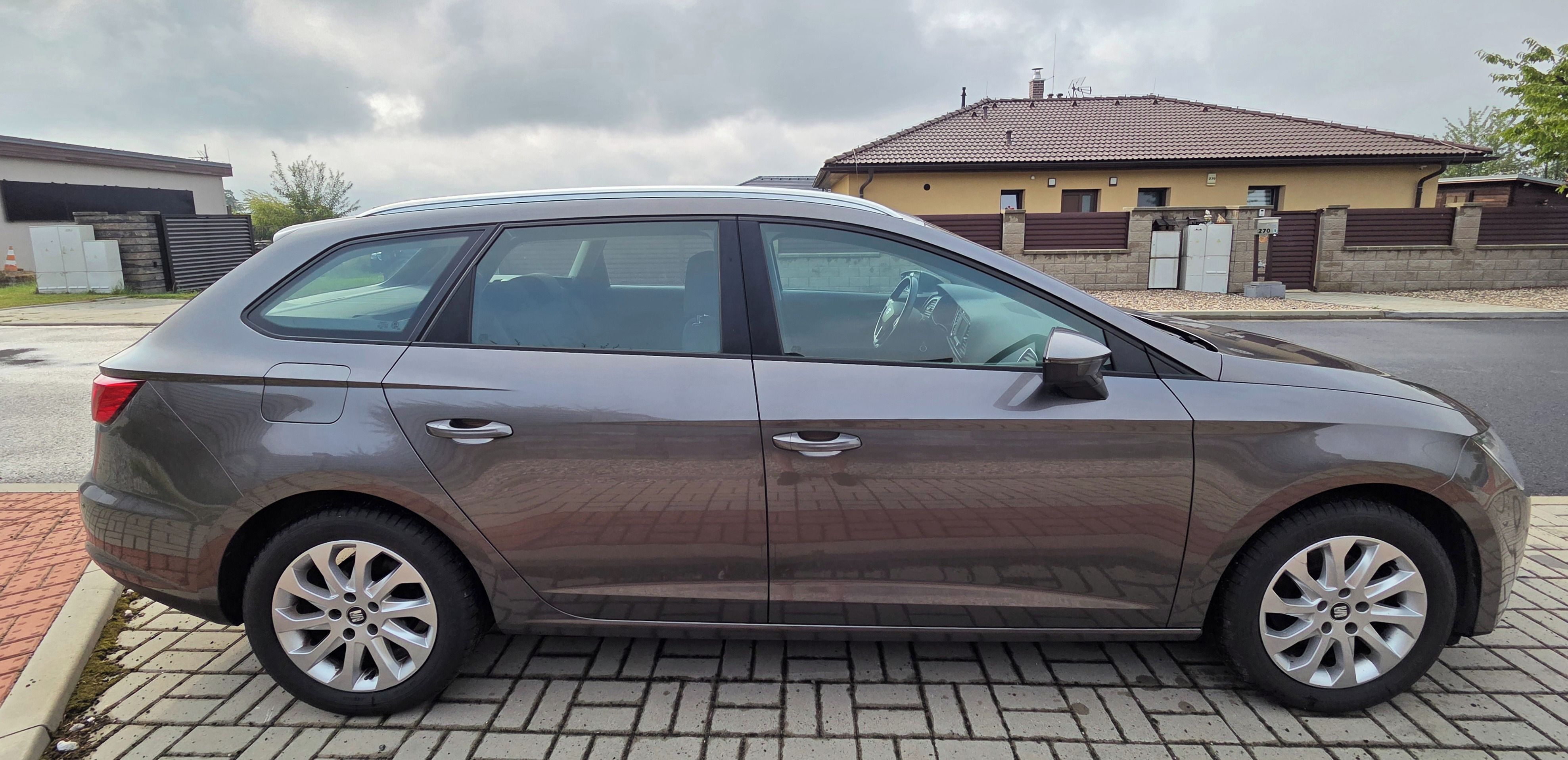 Seat Leon, 1.4 TSI ST nové rozvody - fotka 4