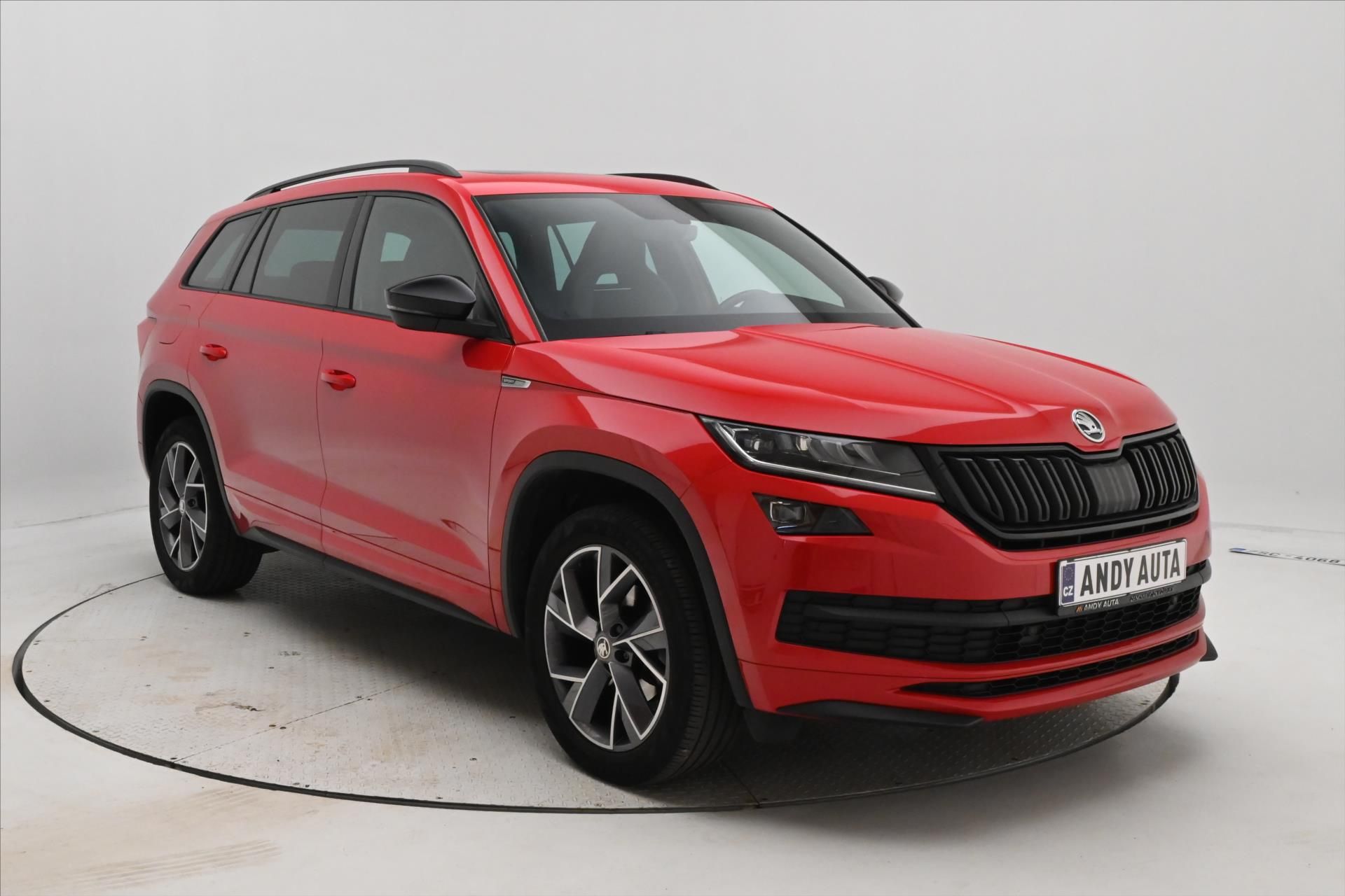 Škoda Kodiaq, 1,5 TSI 110kW Sportline Busine - fotka 3