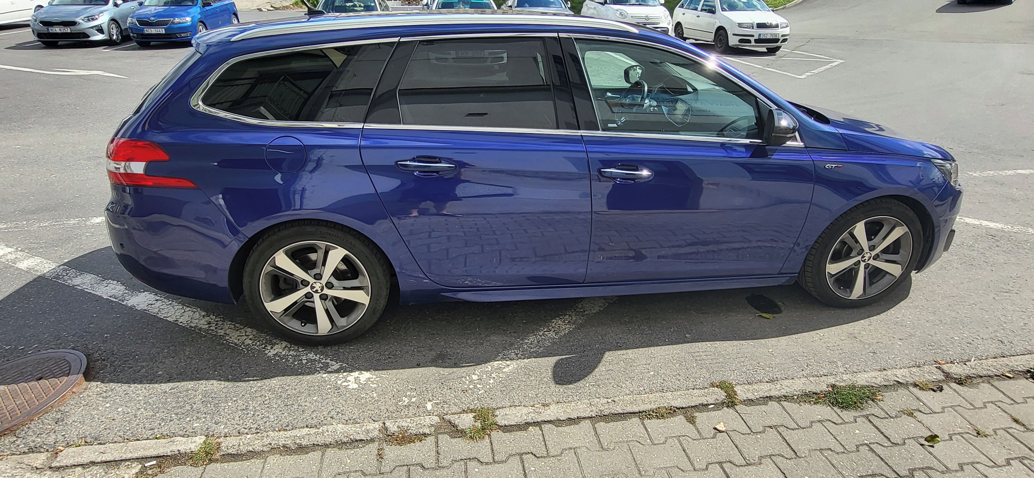 Peugeot 308 - fotka 4