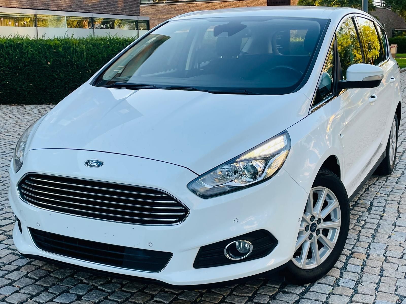 Ford S-MAX, 2.0TDCi MAN SENZORY SERVISKA