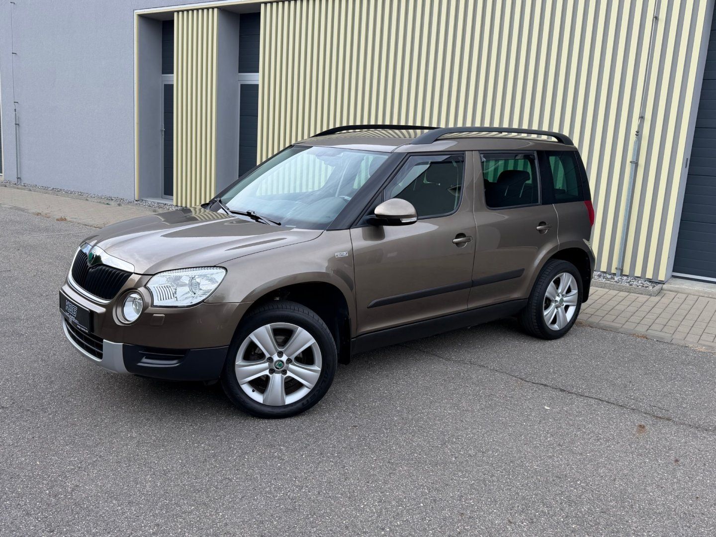 Škoda Yeti, 1.4TSi 90kW FAMILY! Tažné! Xen
