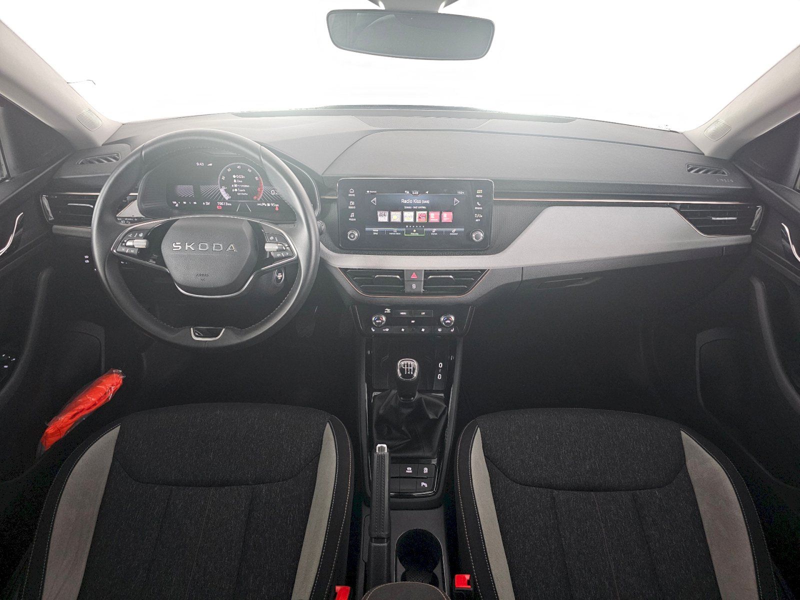 Škoda Scala, 1.0TSi 85kW Top Selection - fotka 6