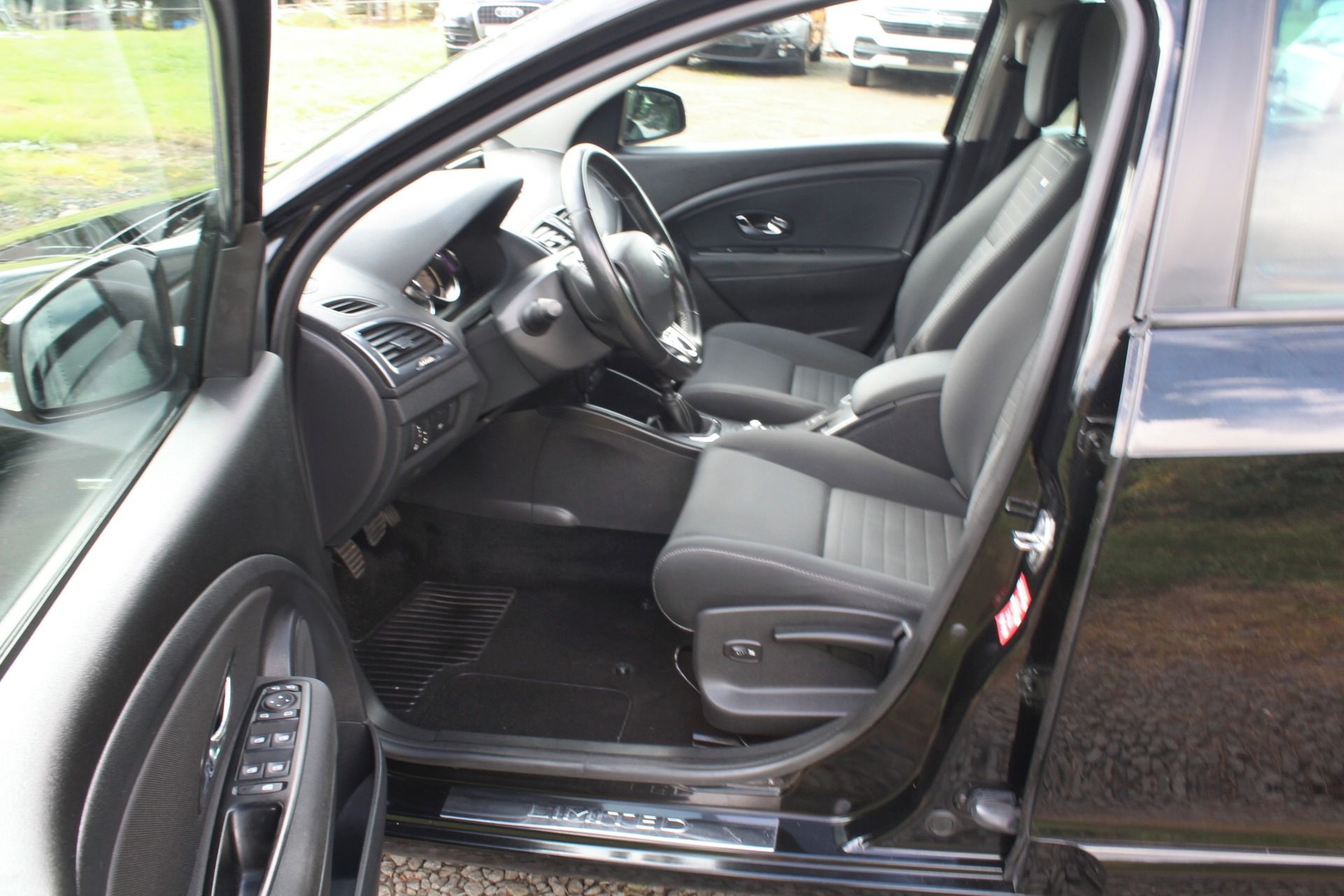 Renault Mégane, 1,6i 16V, Limited - fotka 5