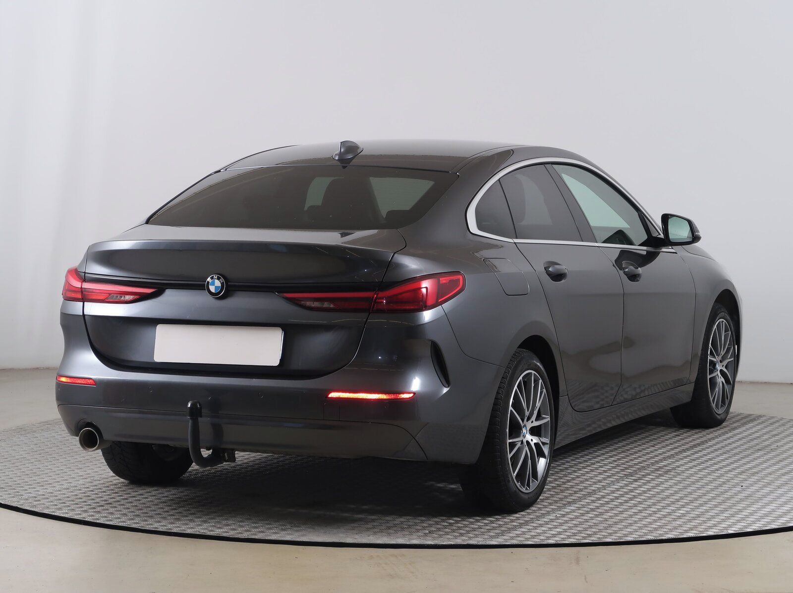 BMW Řada 2, 218i Gran Coupé, Automat - fotka 5