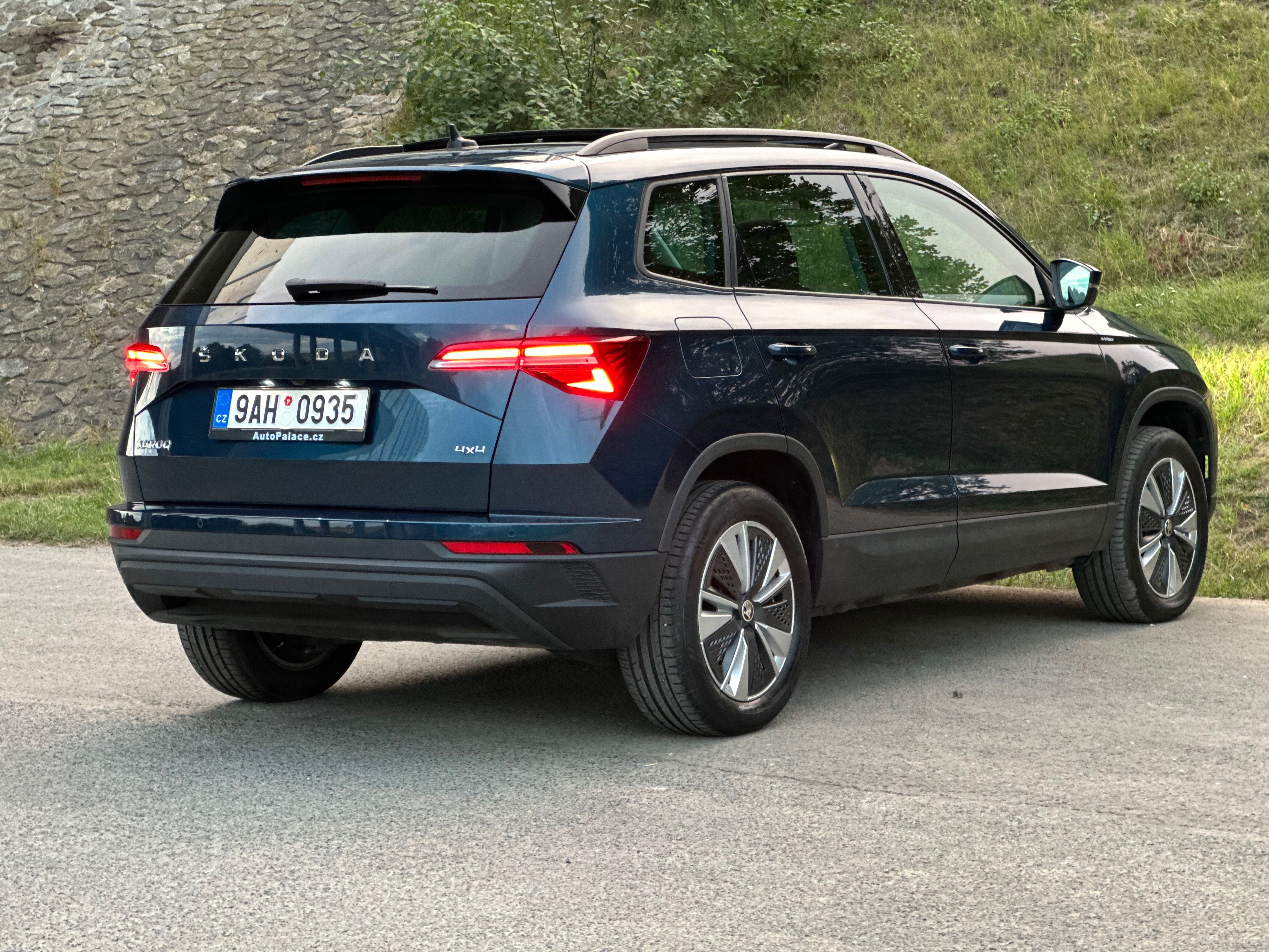 Škoda Karoq, 2.0 TDI 110 kW DSG Style 4x4 - fotka 3