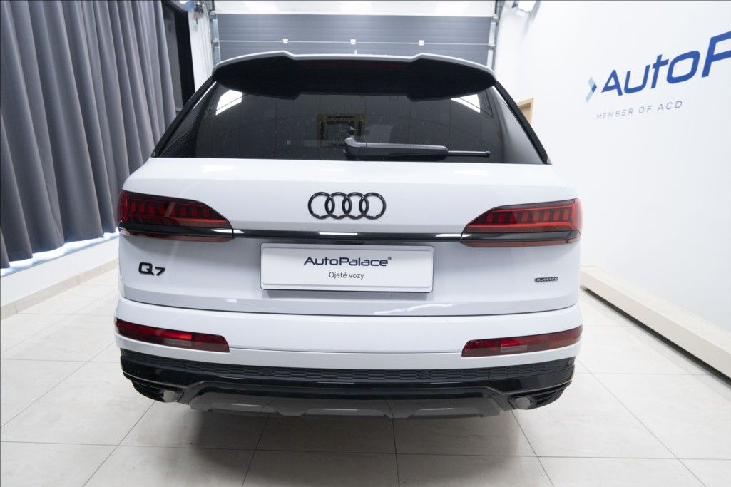 Audi Q7, 3,0 TDI QUATTRO S-LINE ČR - fotka 5