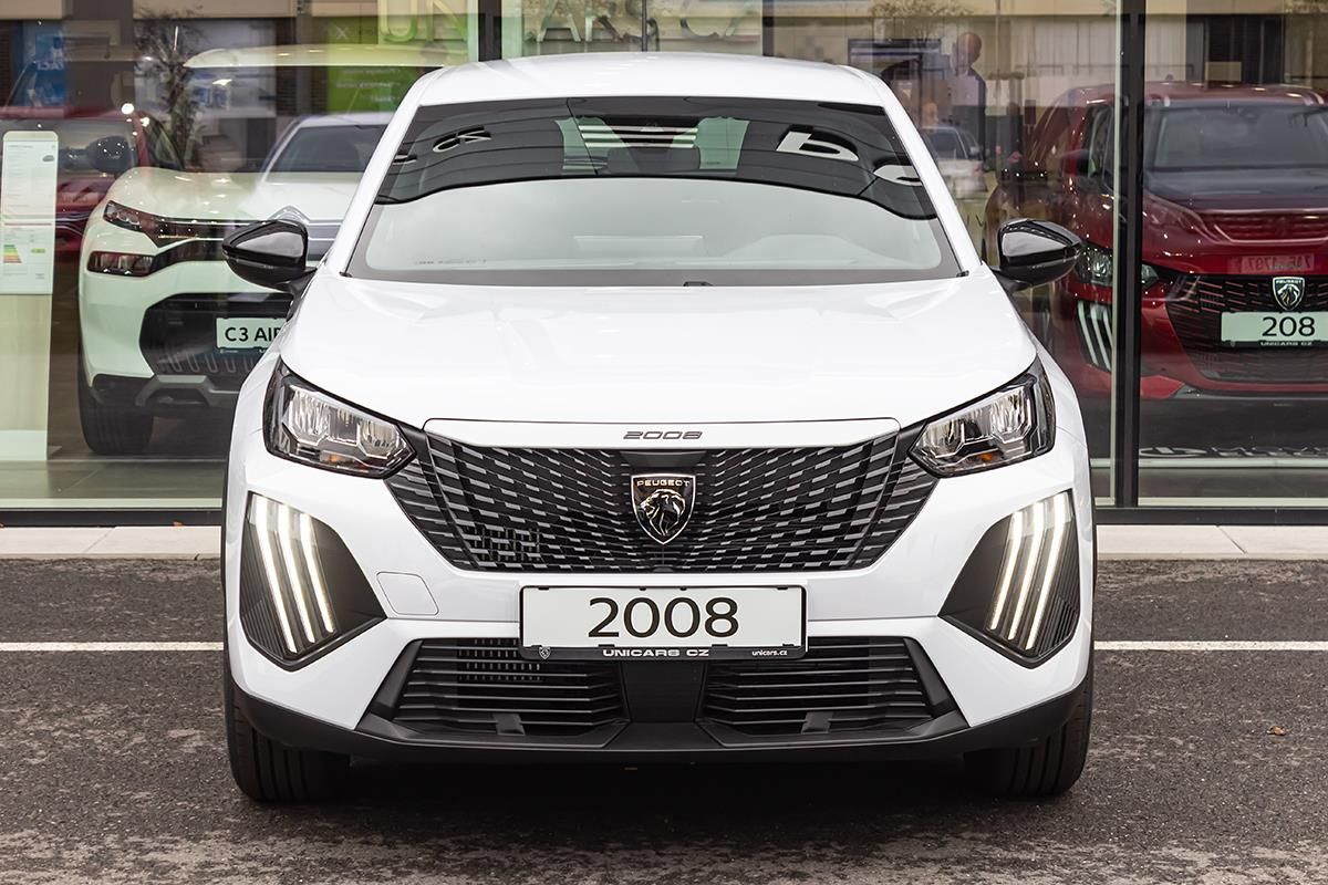 Peugeot 2008, 1,2 STYLE TURBO 100 S&S MAN6 - fotka 2