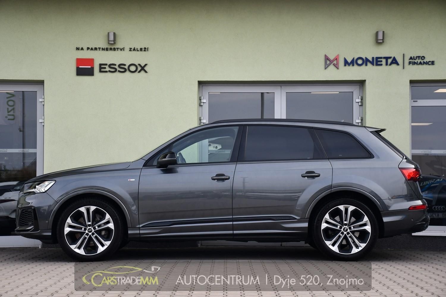 Audi Q7, 3,0TFSI S-LINE ZÁRUKA 2R. 7MÍS - fotka 2