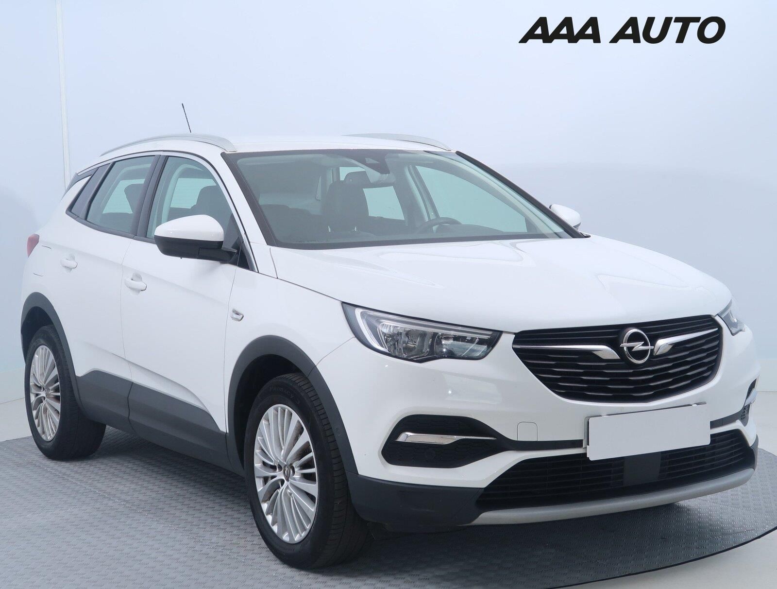 Opel Grandland X, 1.2 Turbo, Automat, Serv.kniha