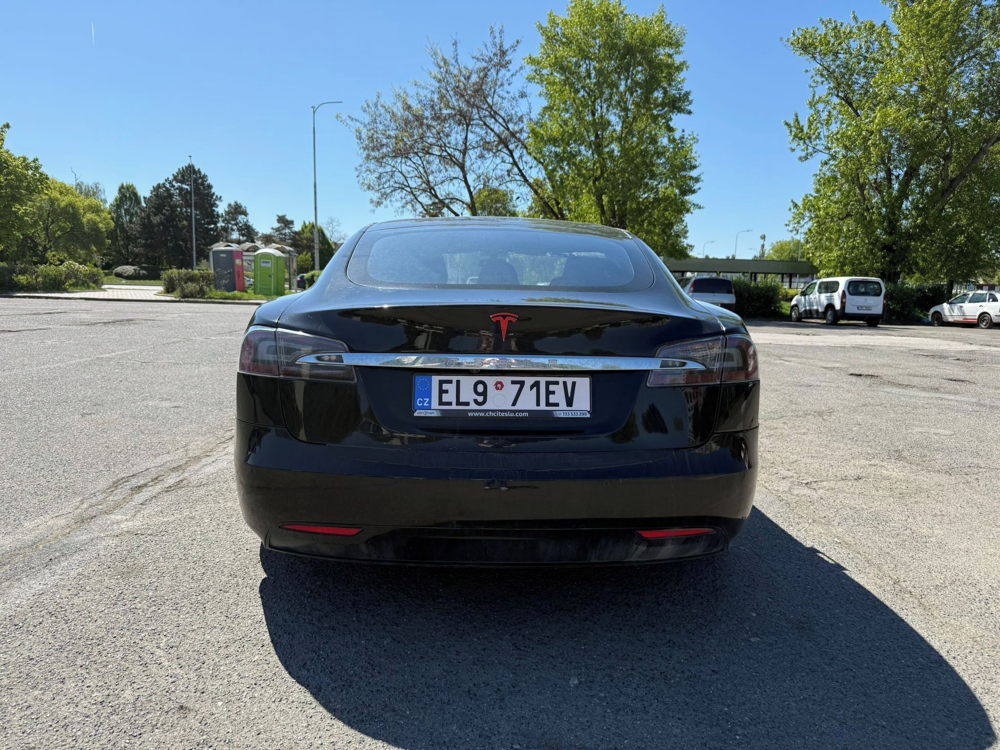 Tesla Model S, Standard Range Raven - fotka 5